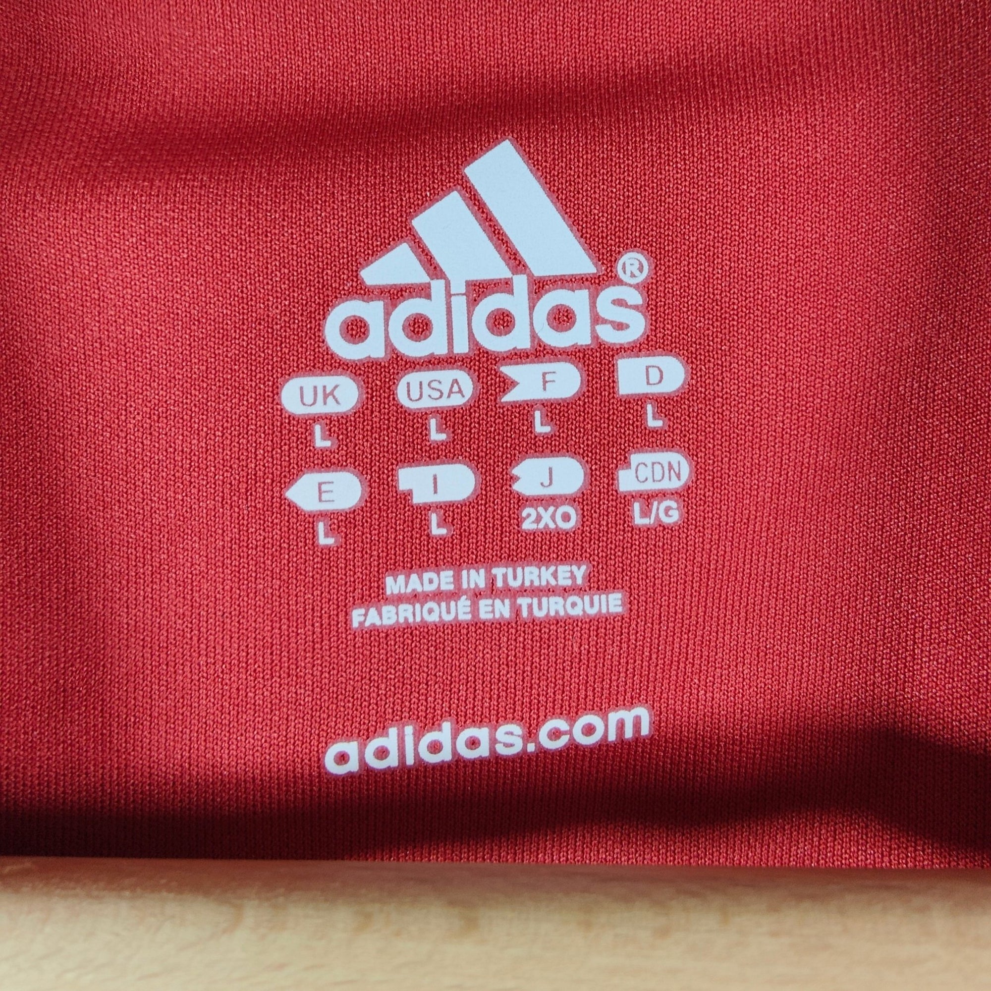 2012 - 13 Besiktas Third Shirt (L) - Eternal Pitch