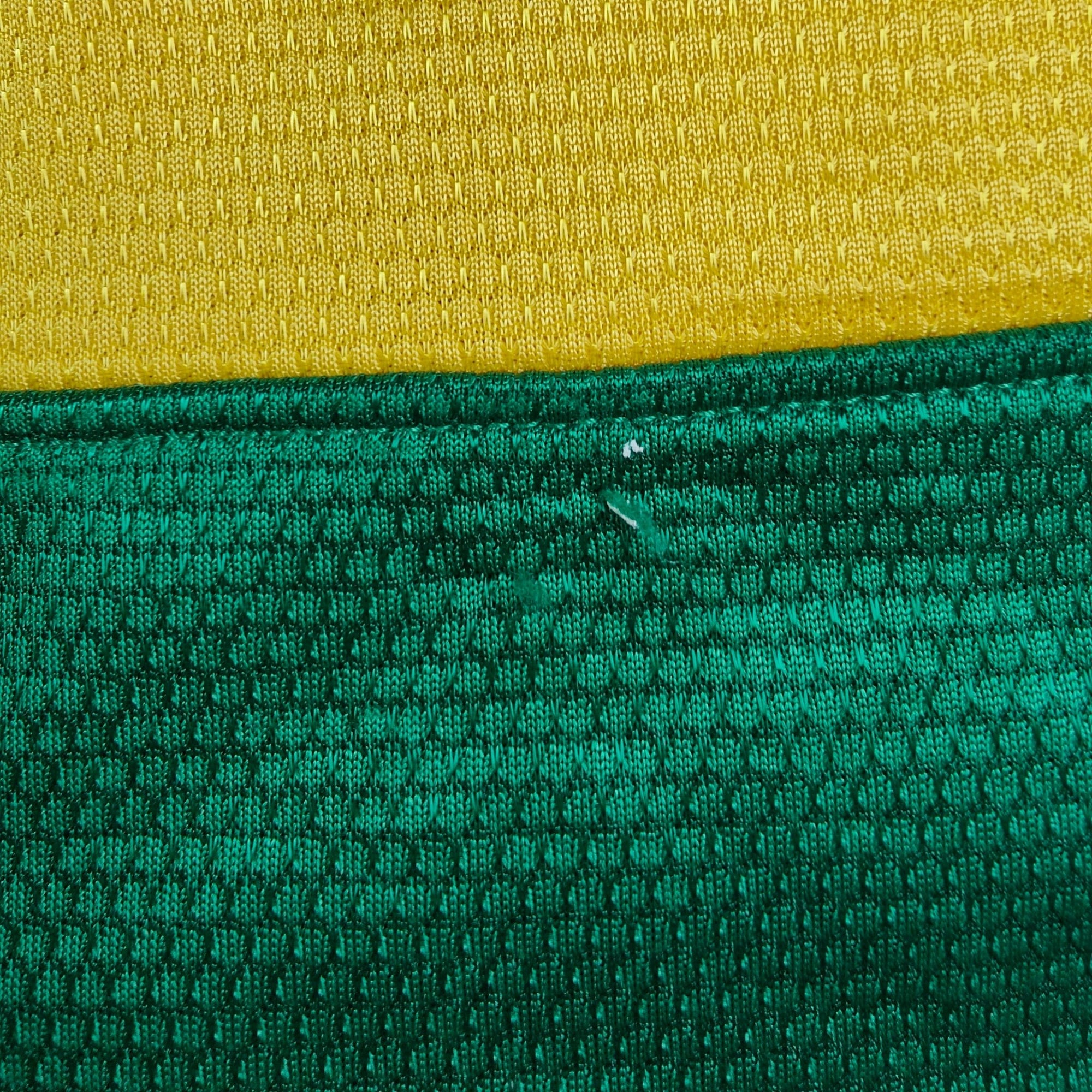 2012 - 13 Brazil Home Shirt - 7.5/10 - (L) - Eternal Pitch