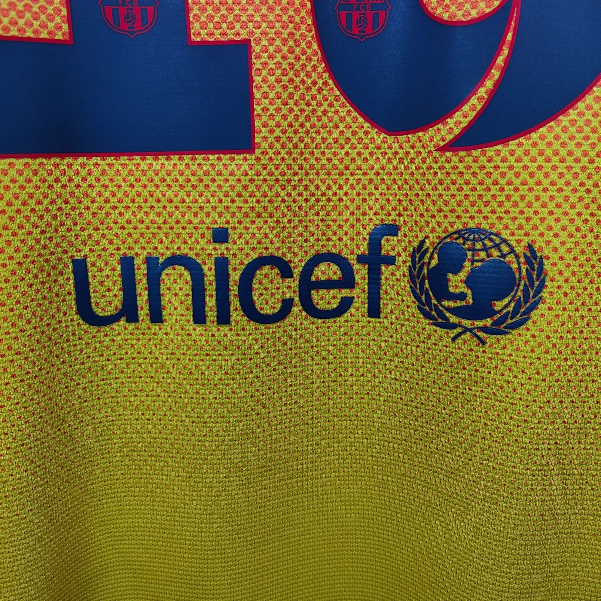 2012 - 13 FC Barcelona Away Shirt Messi 10 - 9/10 - (S) - Eternal Pitch