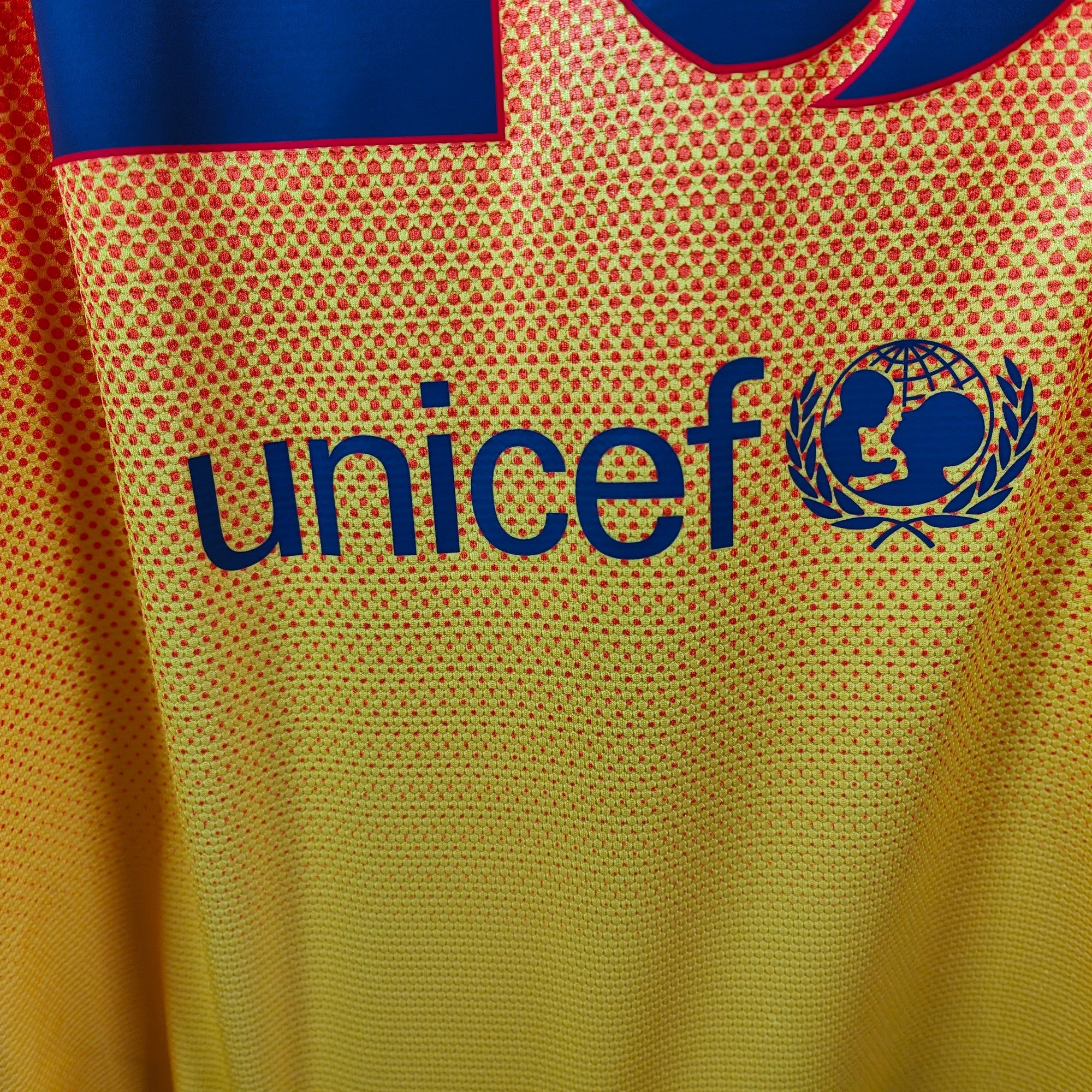 2012 - 13 FC Barcelona Away Shirt Messi 10 (L) - Eternal Pitch