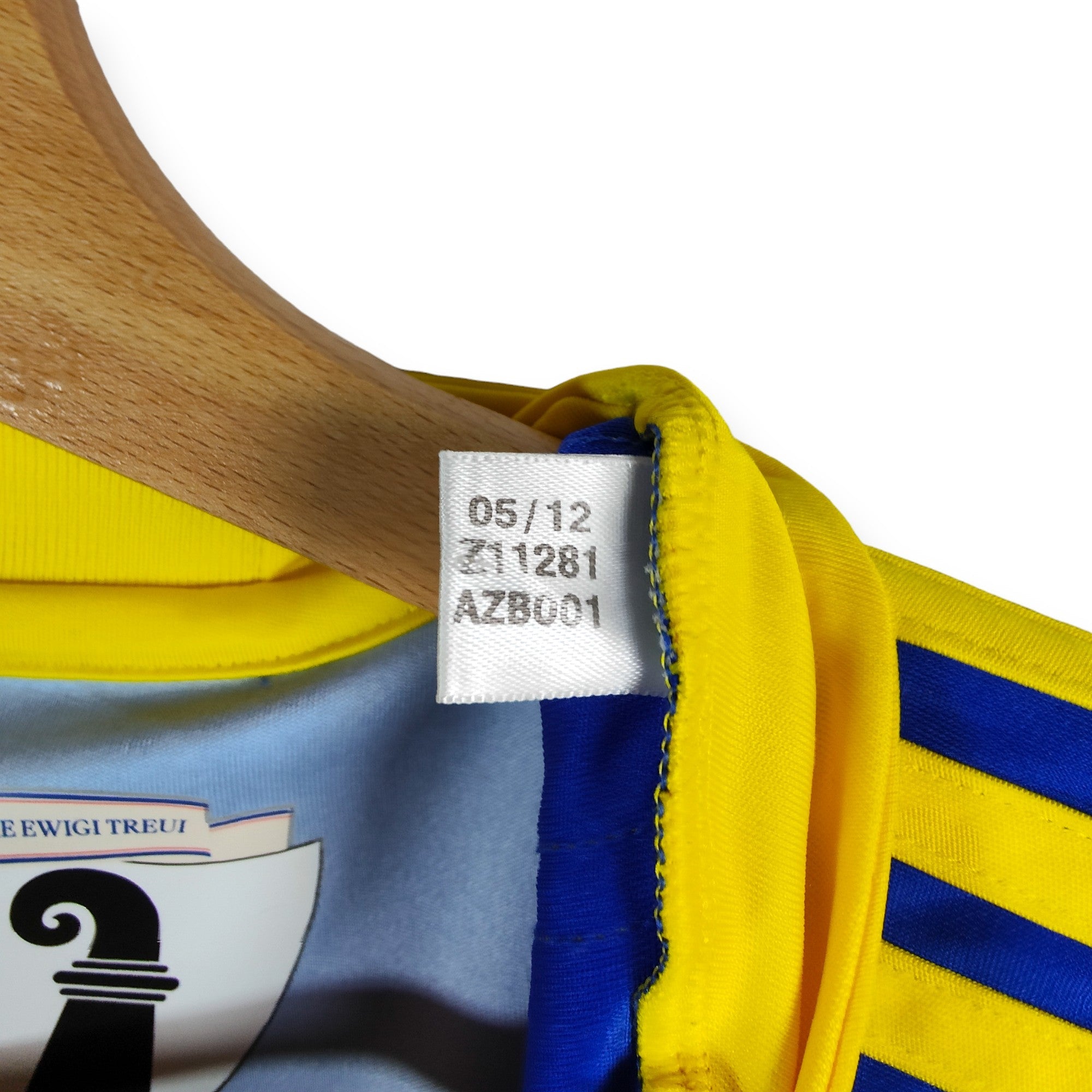 2012 - 13 FC Basel Home Shirt Salah 22 (M) - Eternal Pitch