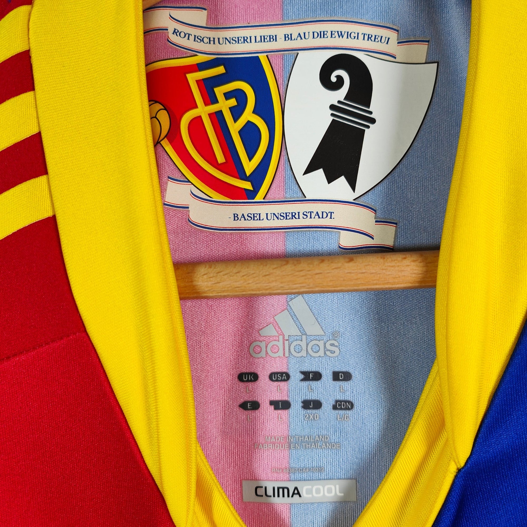 2012 - 13 FC Basel Player Version Home Shirt LS Salah 22 - 9.5/10 - (L) - Eternal Pitch