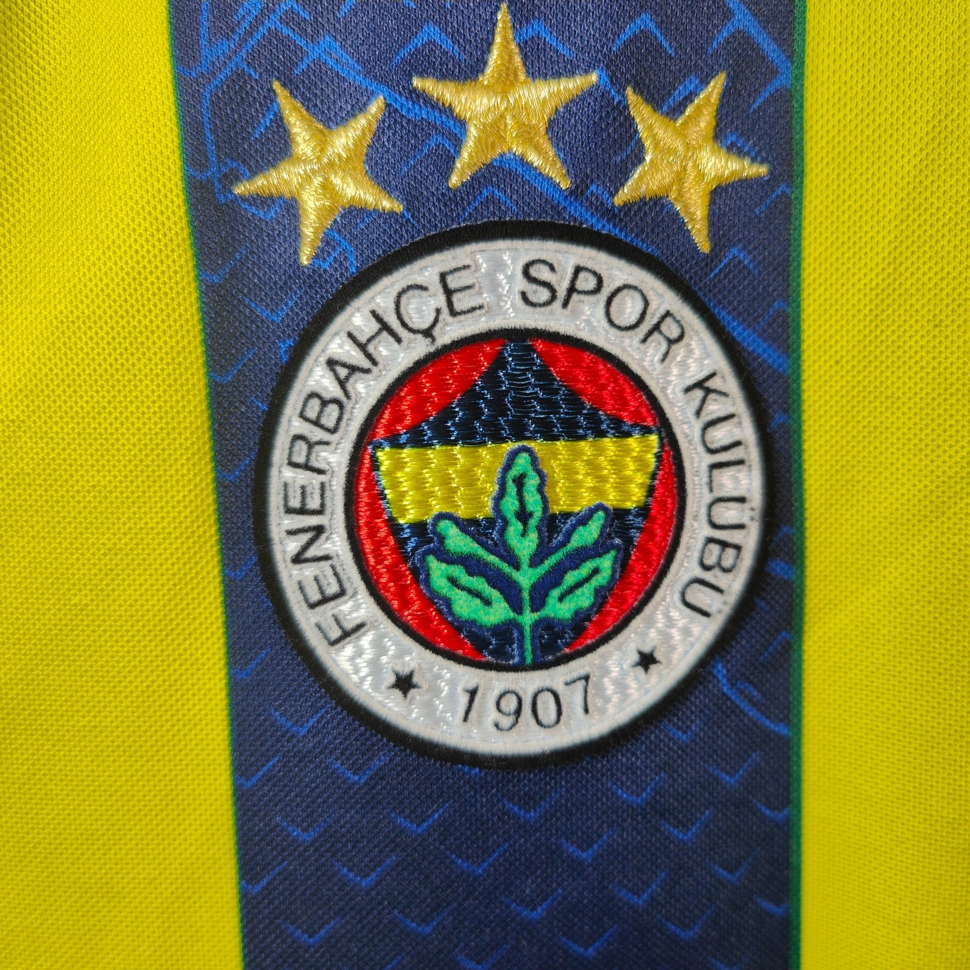 2012 - 13 Fenerbahce Home Shirt (XL) - Eternal Pitch