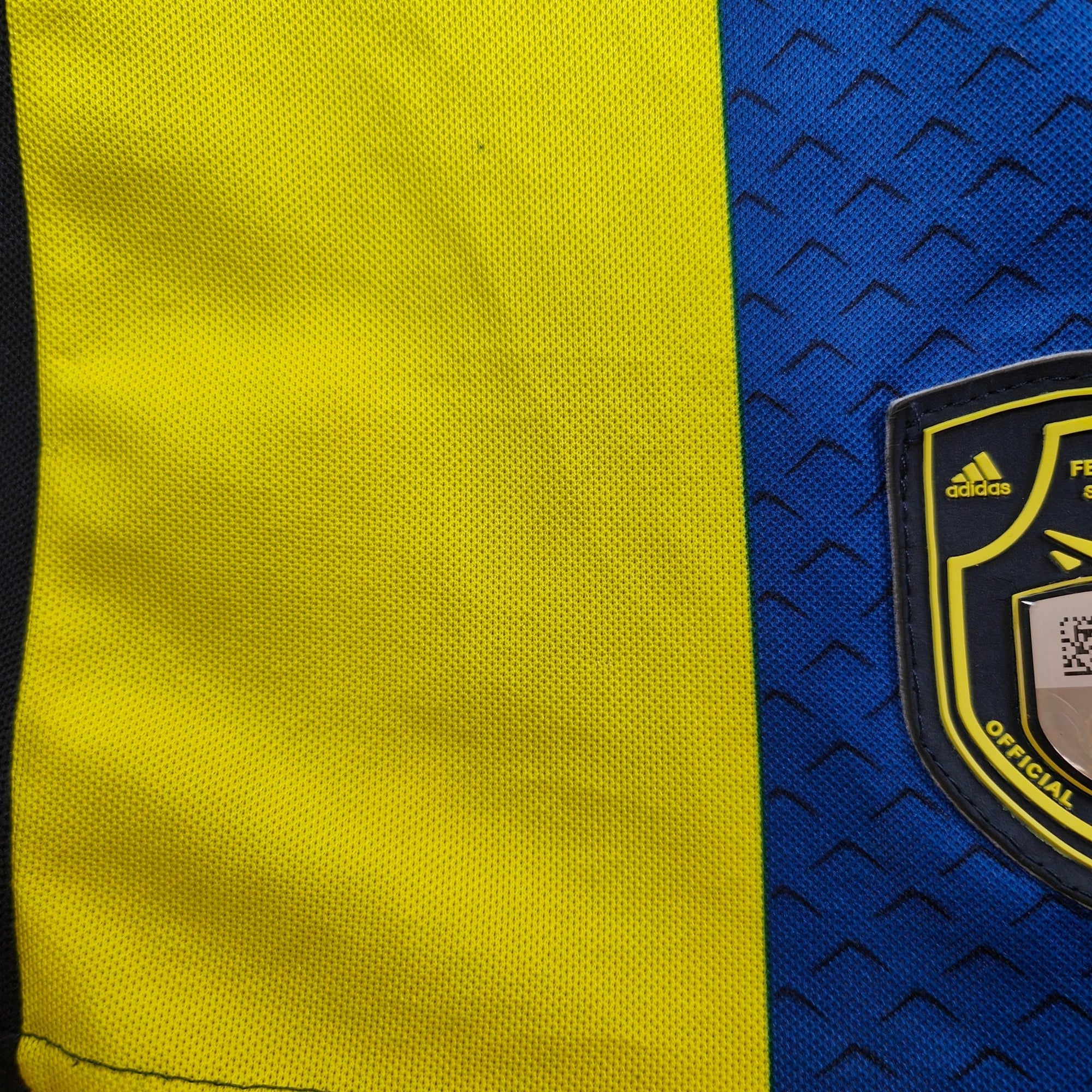 2012 - 13 Fenerbahce Home Shirt (XL) - Eternal Pitch