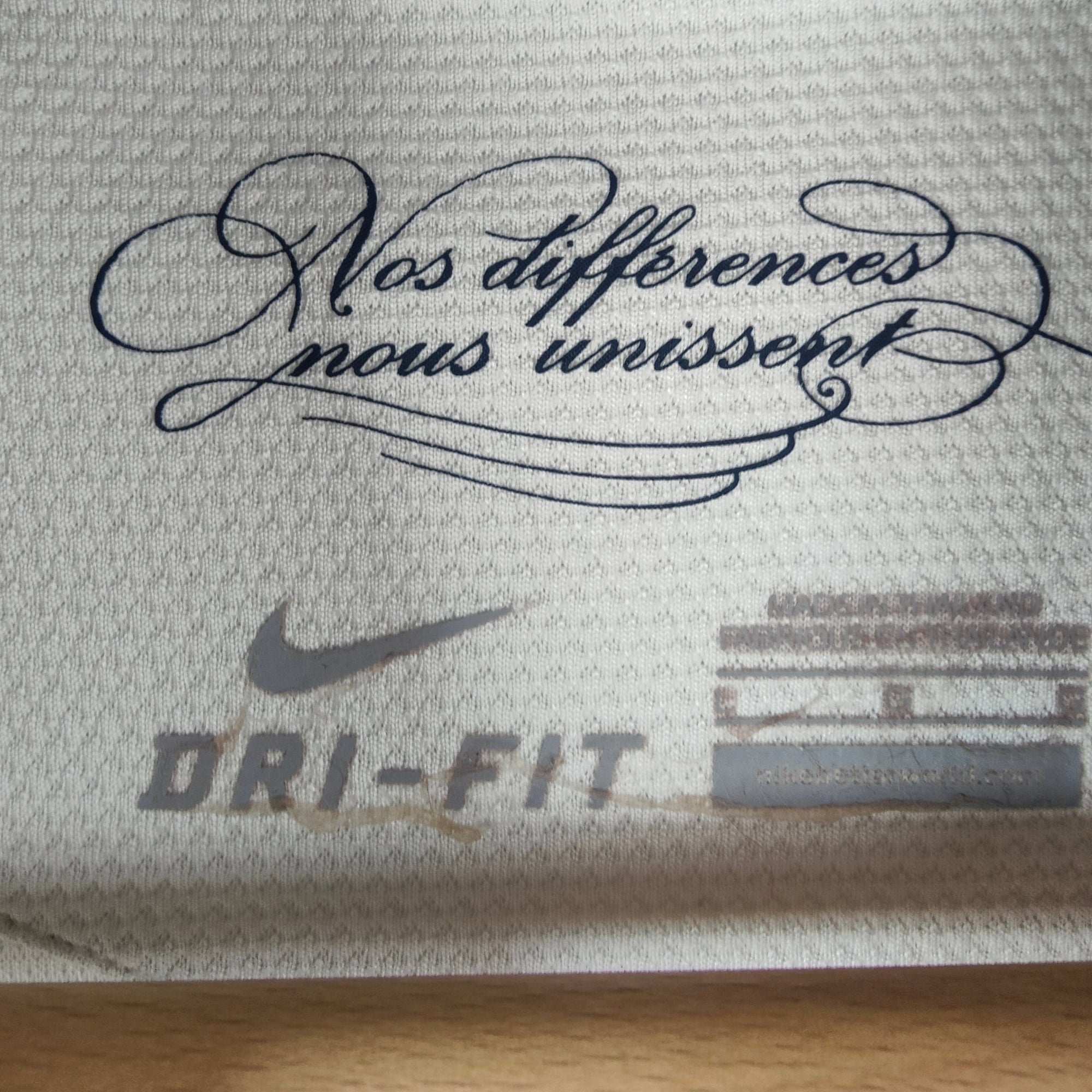 2012 - 13 France Away Shirt (L) - Eternal Pitch