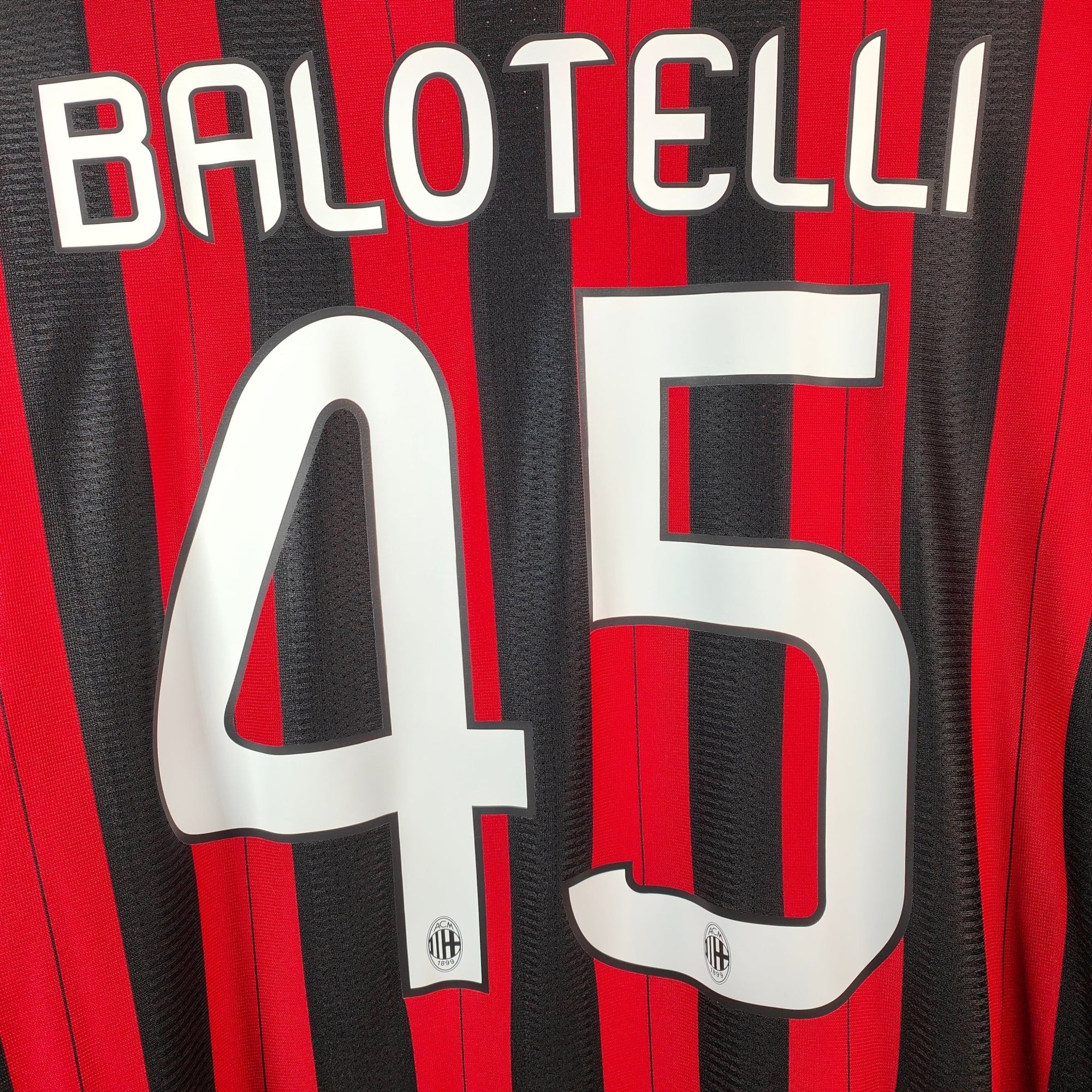 2013 - 14 AC Milan Home Shirt Balotelli 45 - 9/10 - (XL) - Eternal Pitch