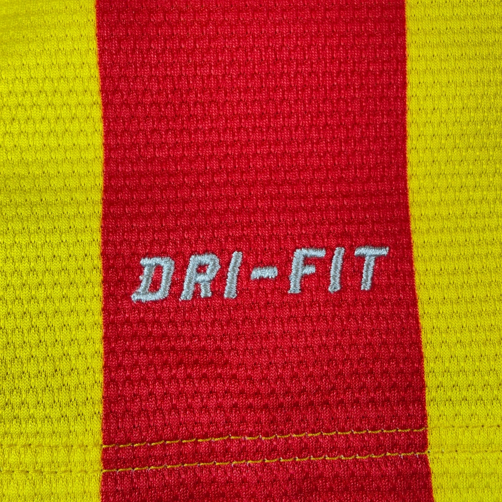 2013 - 14 FC Barcelona Away Shirt Iniesta 8 - 8.5/10 - (S) - Eternal Pitch