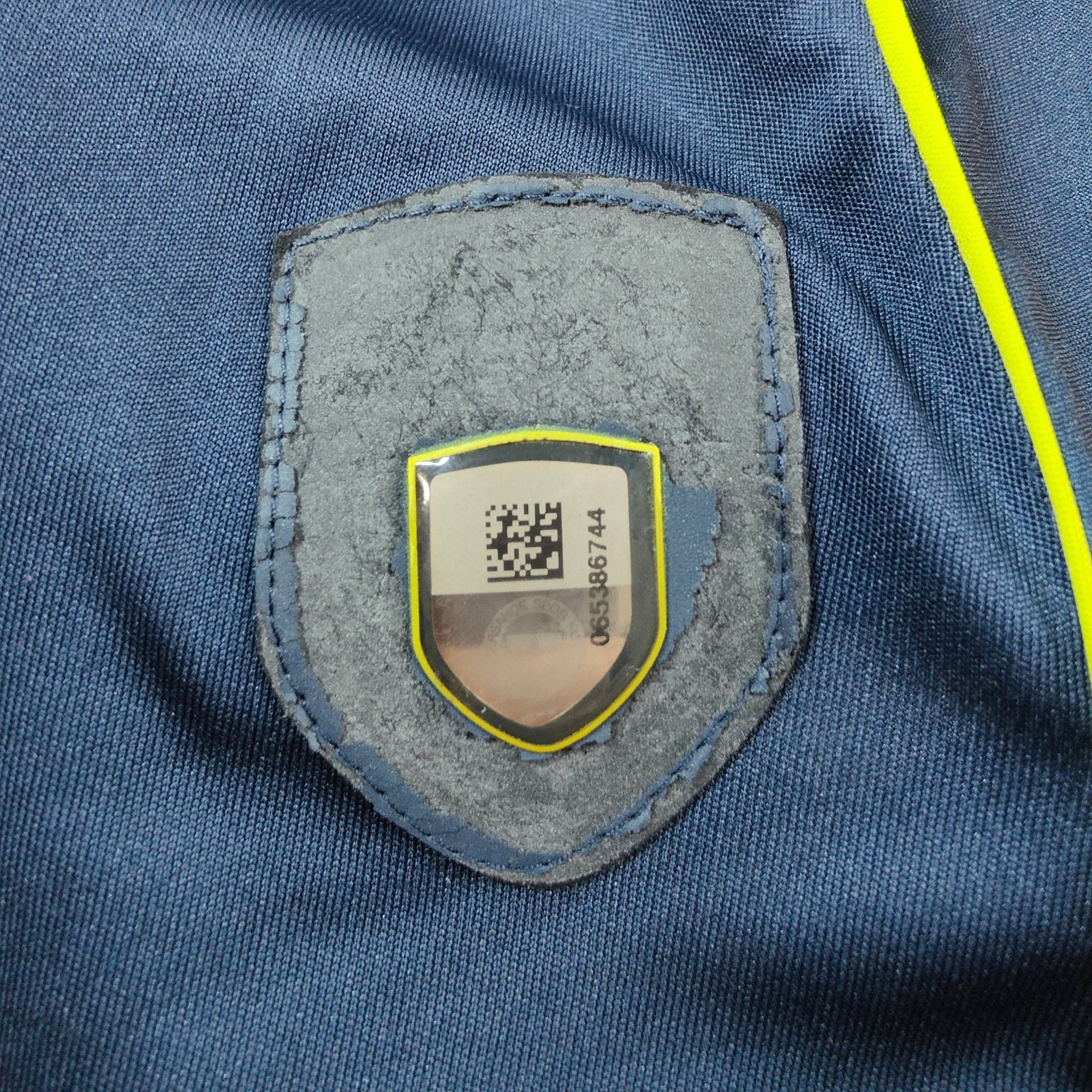 2013 - 14 Fenerbahce Third Shirt Kuyt 11 - 6/10 - (M) - Eternal Pitch