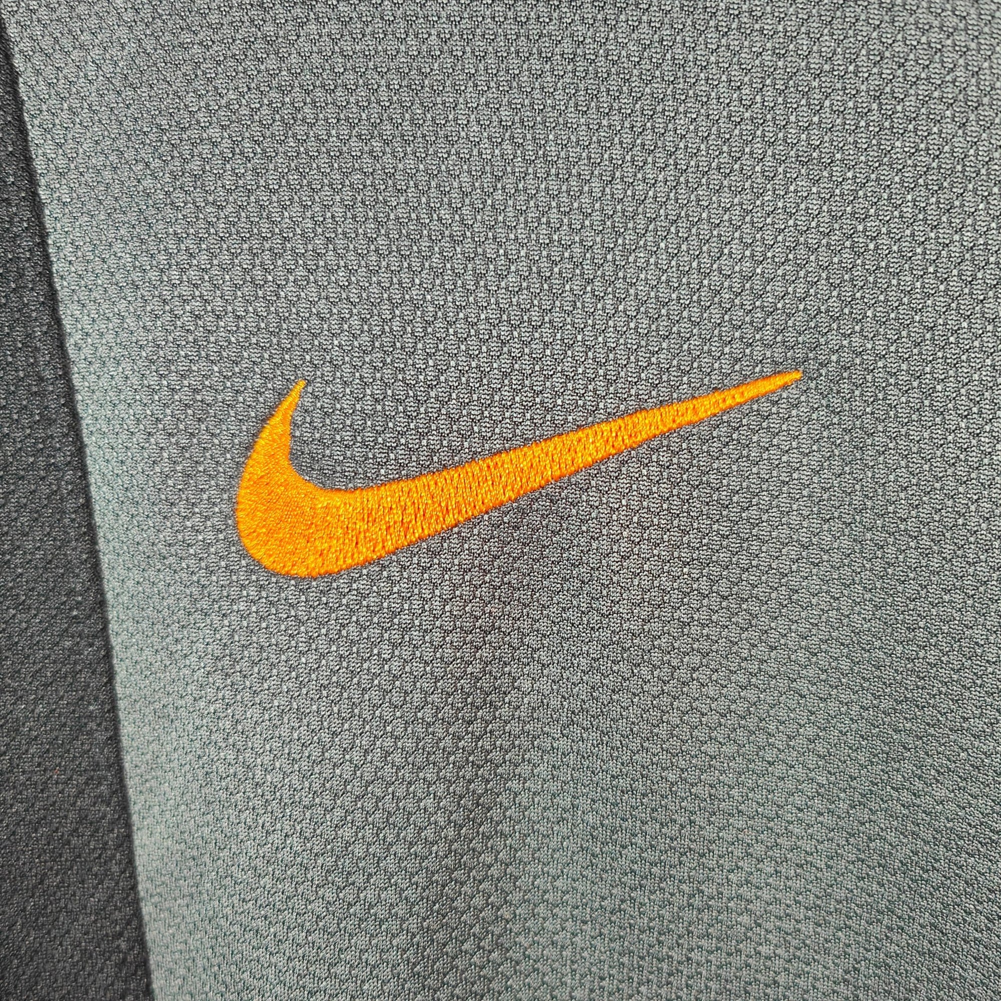 2013 - 14 Galatasaray Away Shirt Drogba 11 - 9.5/10 - (M) - Eternal Pitch