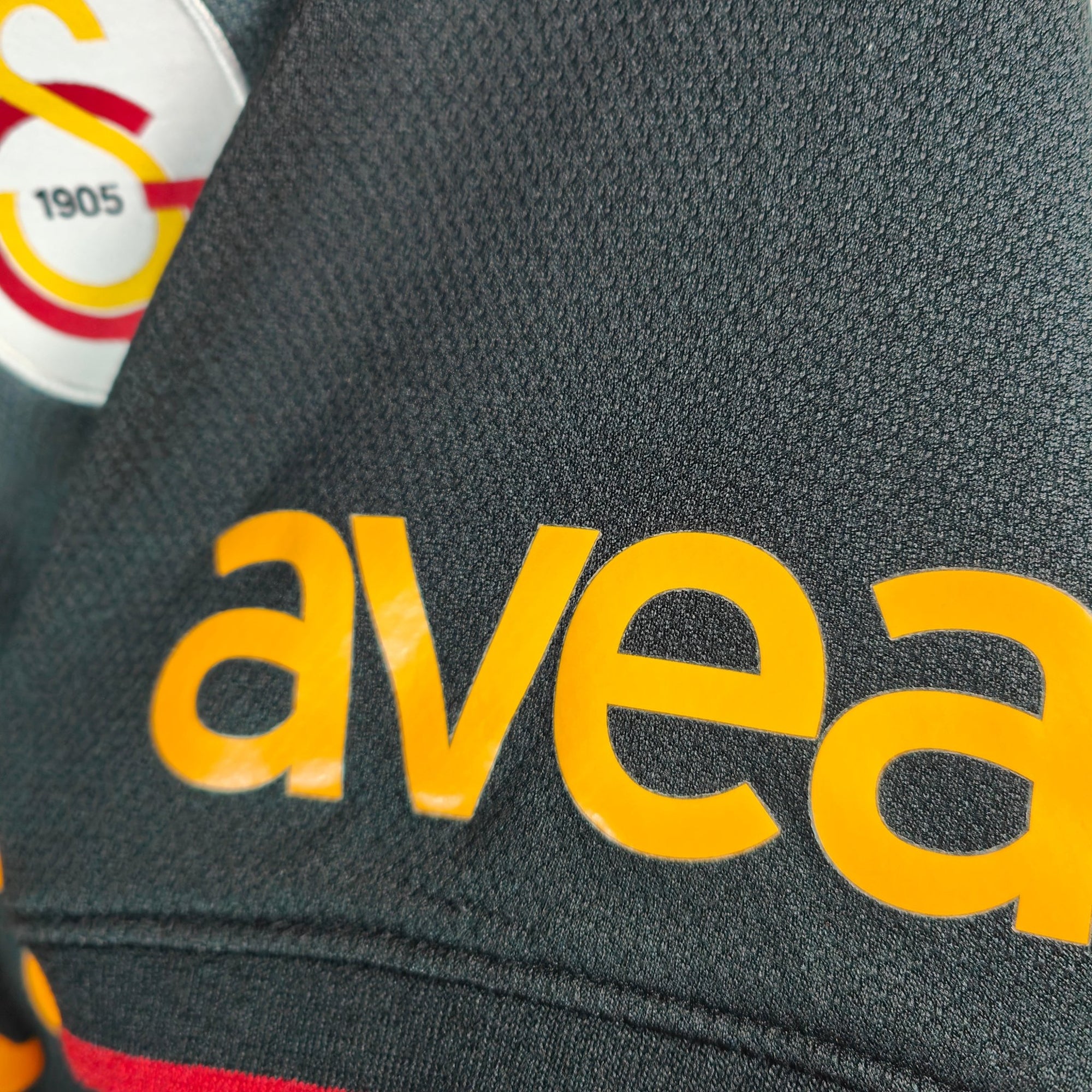 2013 - 14 Galatasaray Away Shirt Drogba 11 - 9.5/10 - (S) - Eternal Pitch