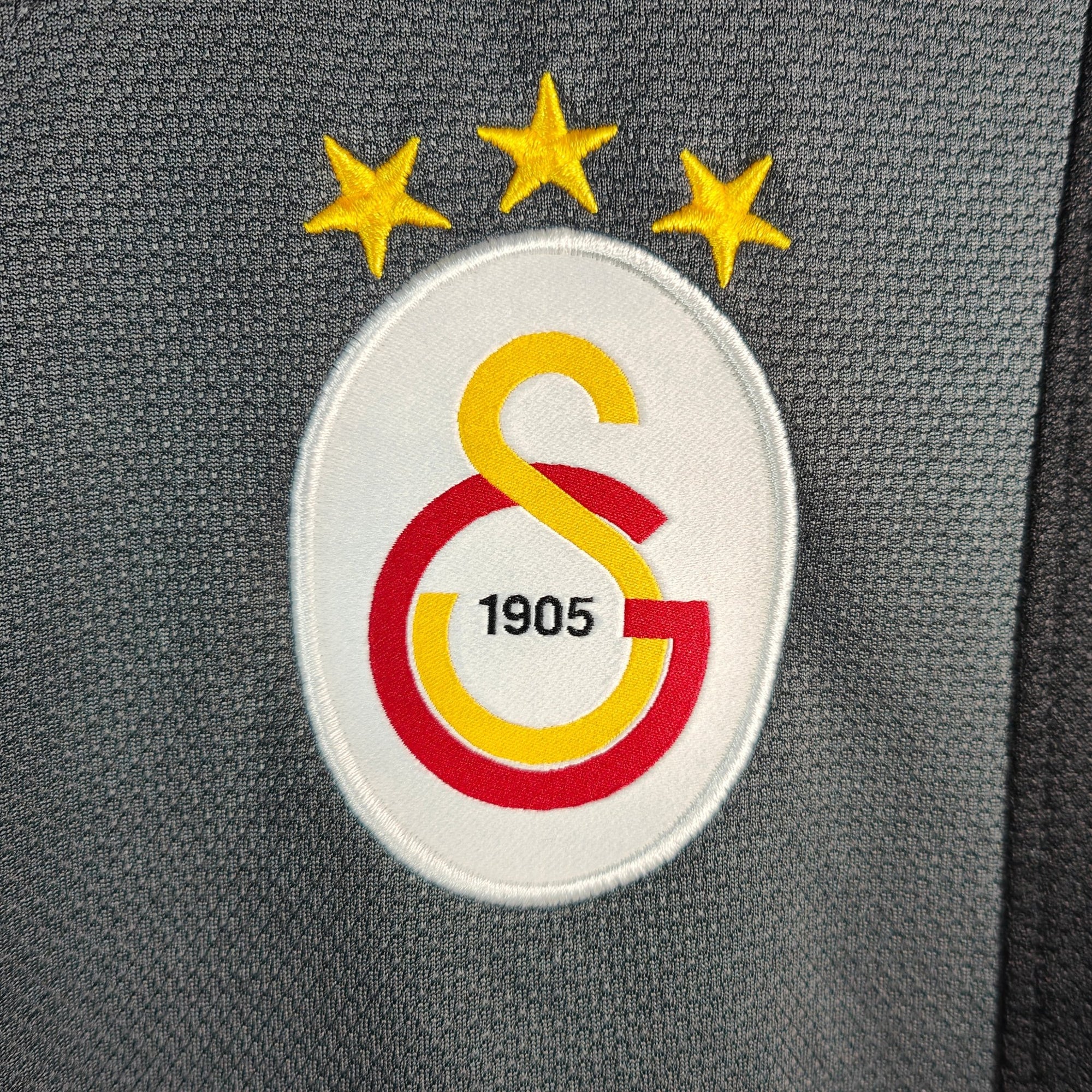 2013 - 14 Galatasaray Away Shirt Drogba 11 - 9.5/10 - (S) - Eternal Pitch