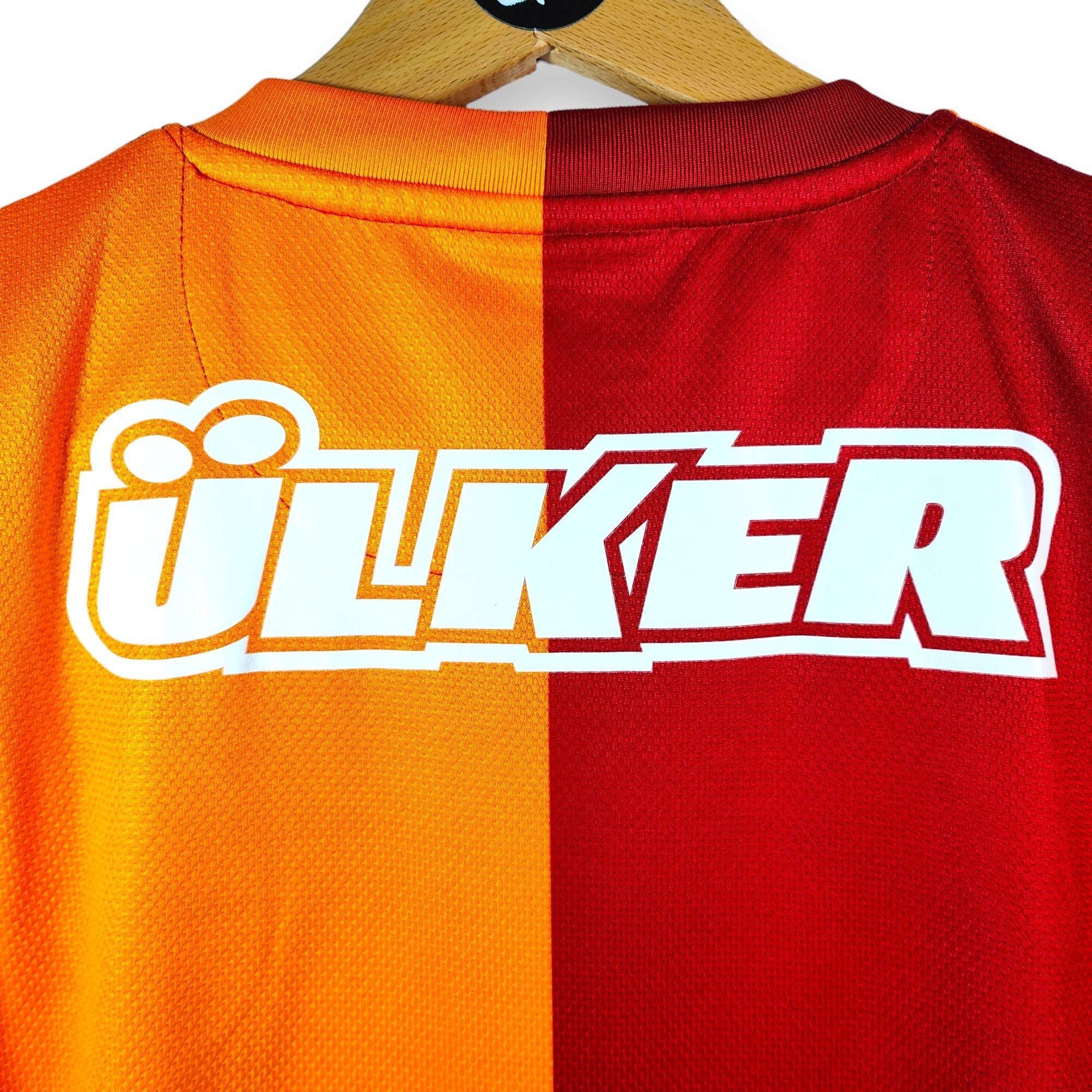 2013 - 14 Galatasaray Home Shirt - 8.5/10 - (M) - Eternal Pitch