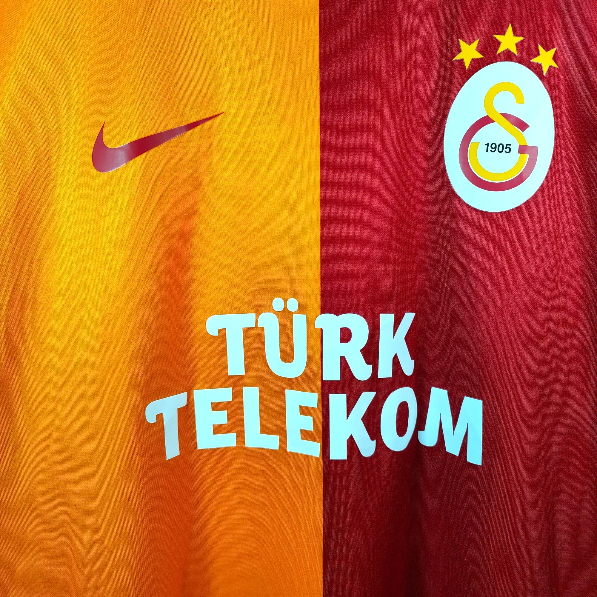 2013 - 14 Galatasaray Home Shirt - BNWT - (L) - Eternal Pitch