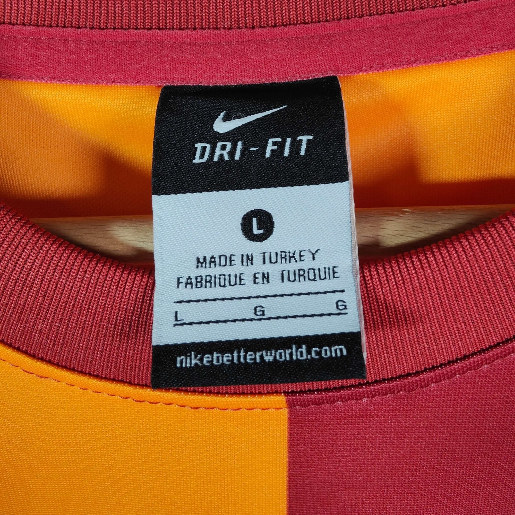 2013 - 14 Galatasaray Home Shirt Sneijder 10 - 9.5/10 - (L) - Eternal Pitch