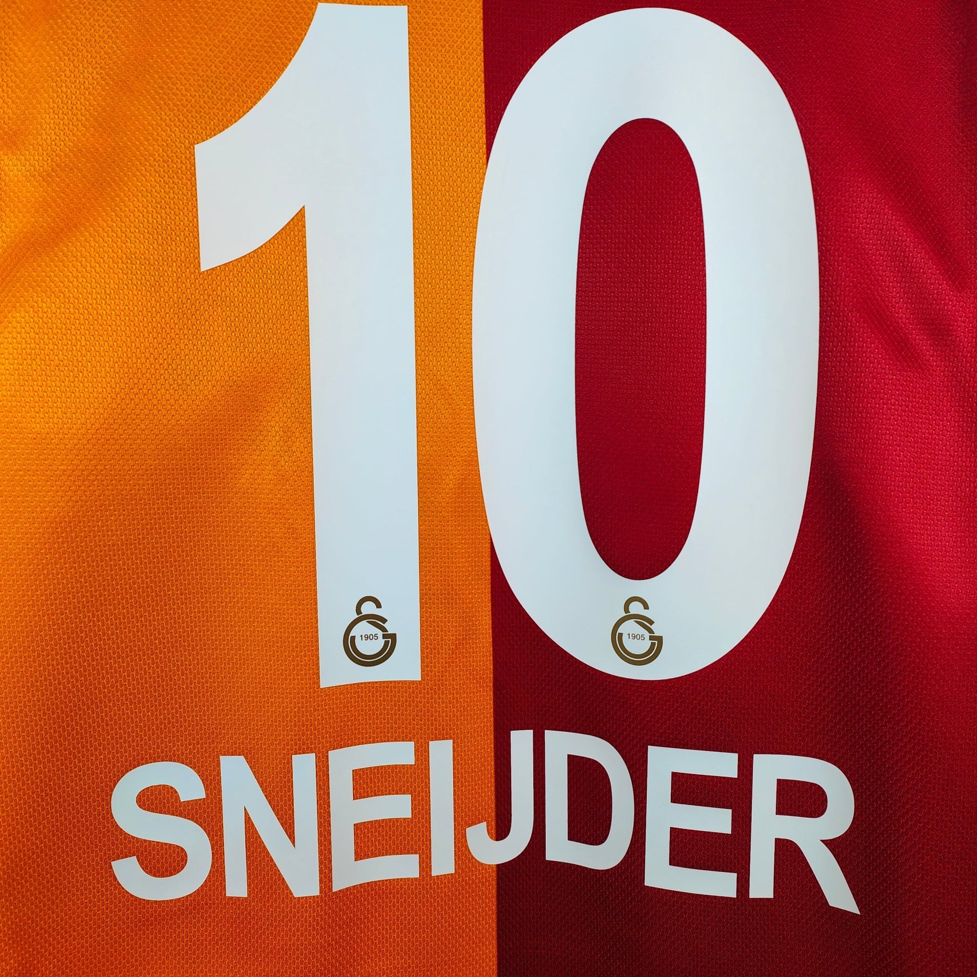 2013 - 14 Galatasaray Home Shirt Sneijder 10 - 9.5/10 - (M) - Eternal Pitch