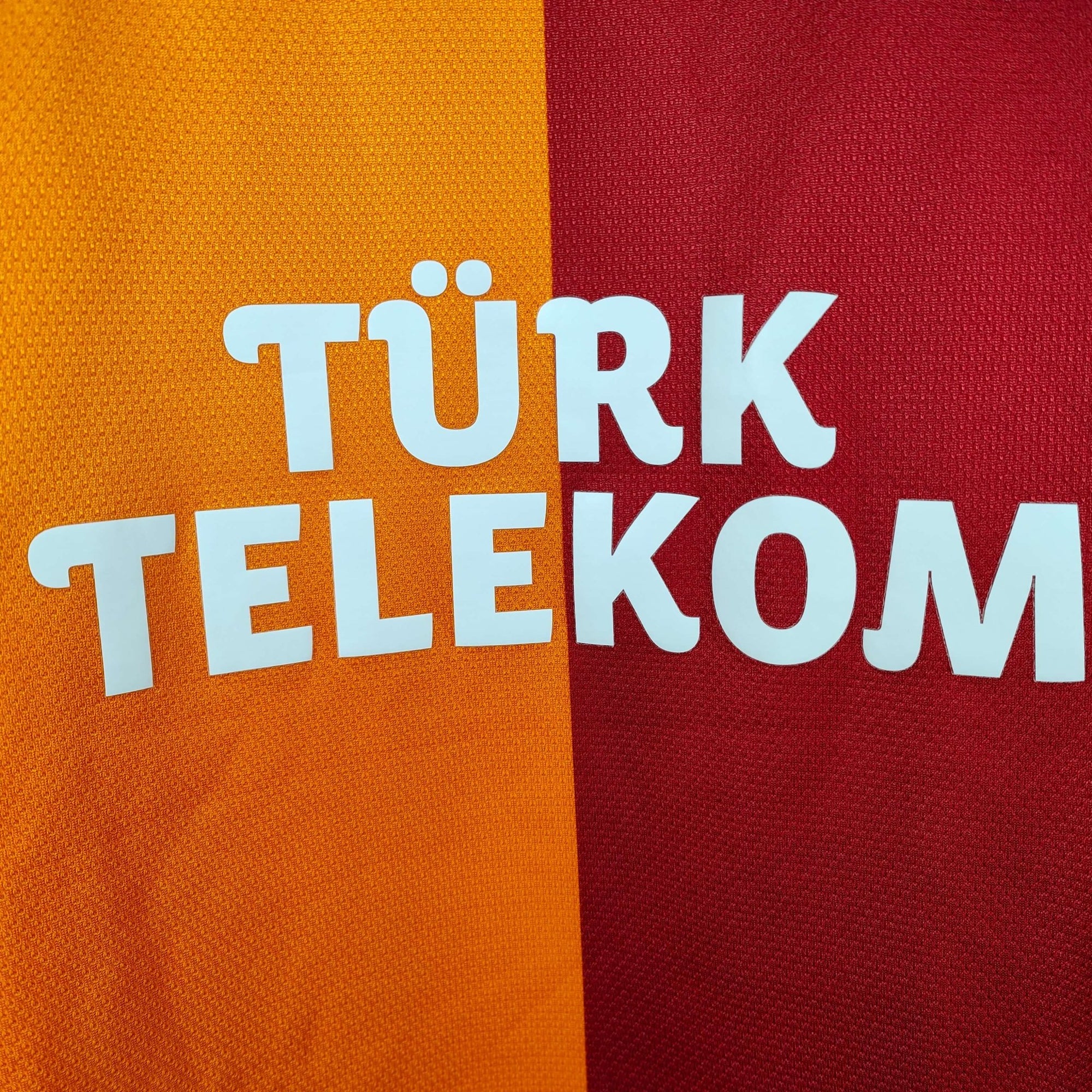 2013 - 14 Galatasaray Home Shirt Sneijder 10 - 9.5/10 - (S) - Eternal Pitch