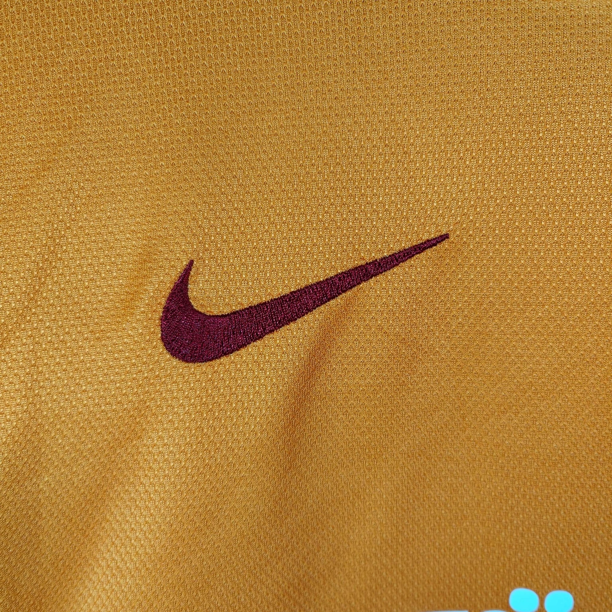 2013 - 14 Galatasaray Home Shirt Sneijder 10 - 9.5/10 - (S) - Eternal Pitch