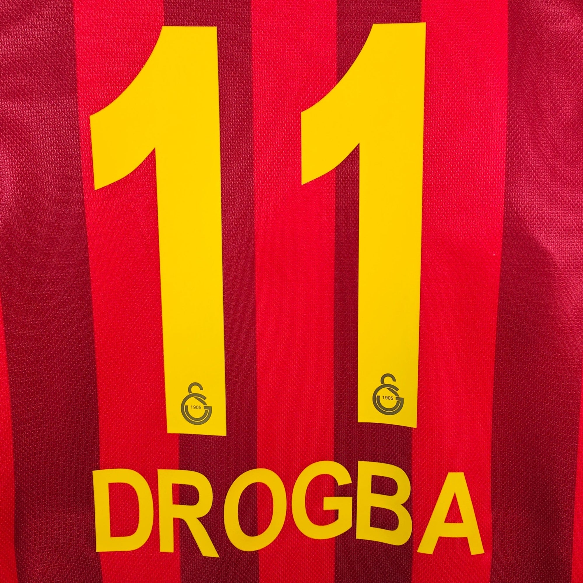 2013 - 14 Galatasaray Third Shirt Drogba 11 - 9.5/10 - (S) - Eternal Pitch