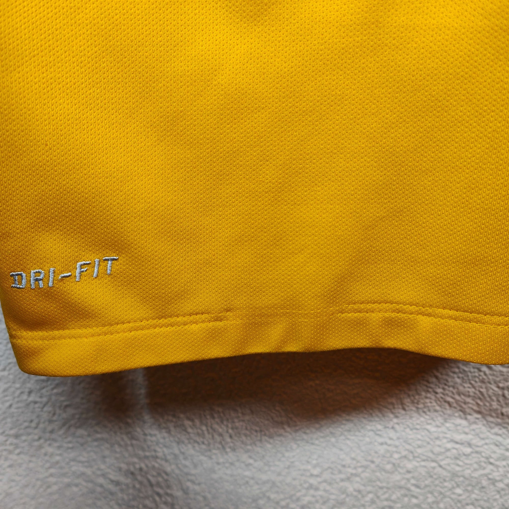 2013 - 14 Juventus Away Shirt Pogba 6 - 7/10 - (L) - Eternal Pitch