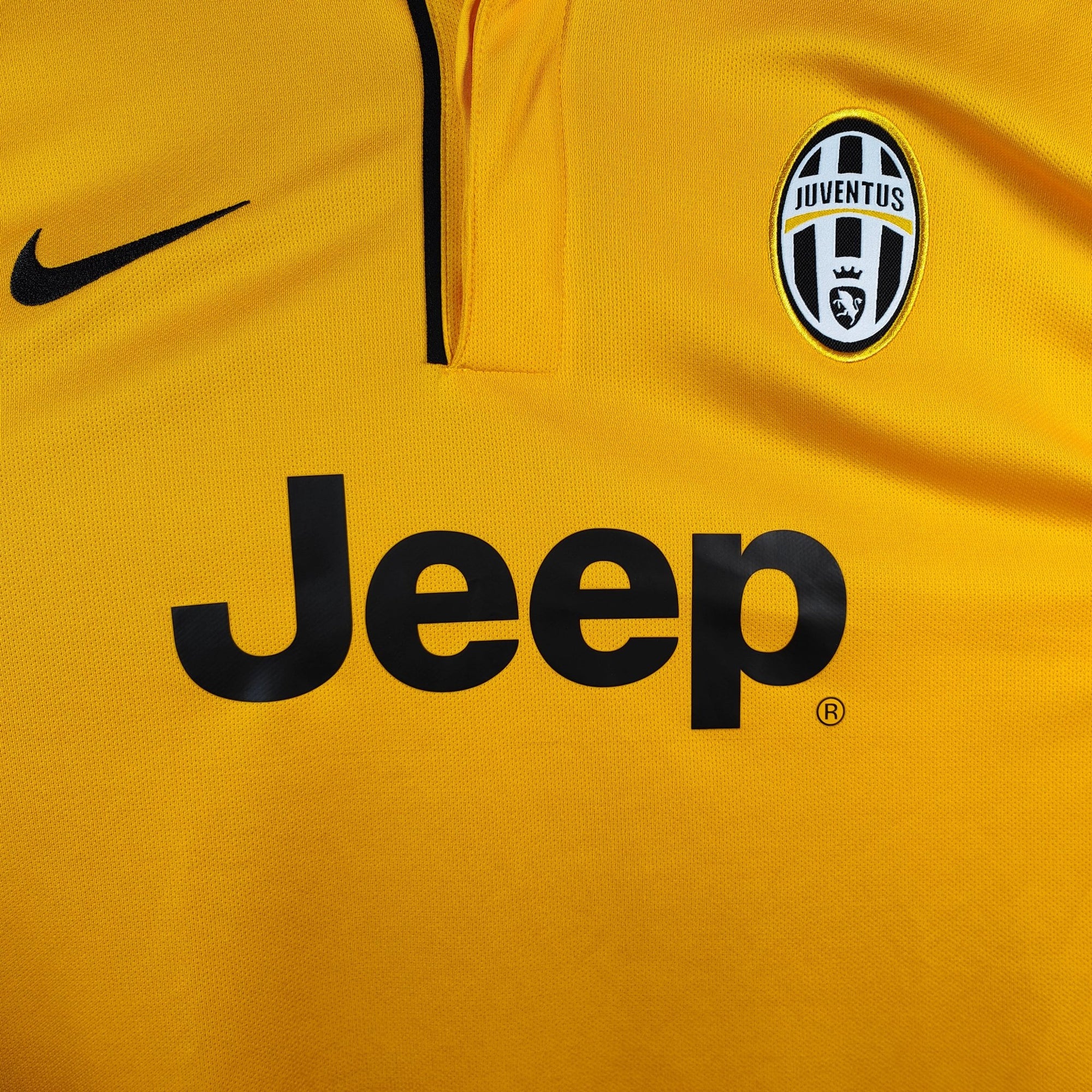 2013 - 14 Juventus Away Shirt Tevez 10 - 9.5/10 - (XL) - Eternal Pitch