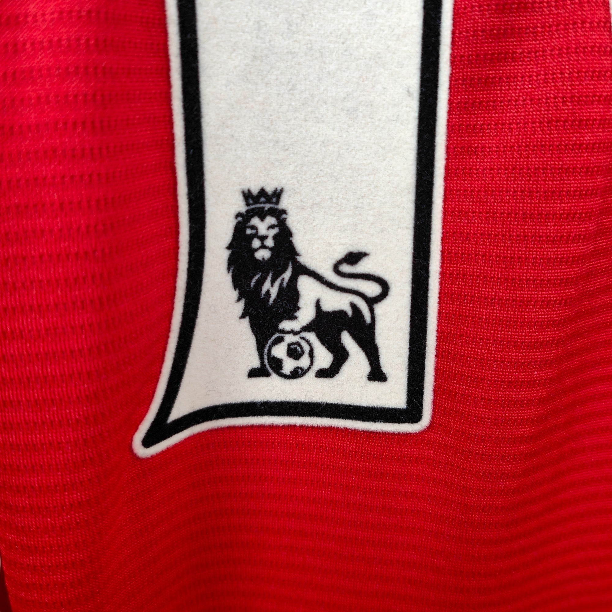 2013 - 14 Liverpool Home Shirt Coutinho 10 - BNWT - (M) - Eternal Pitch