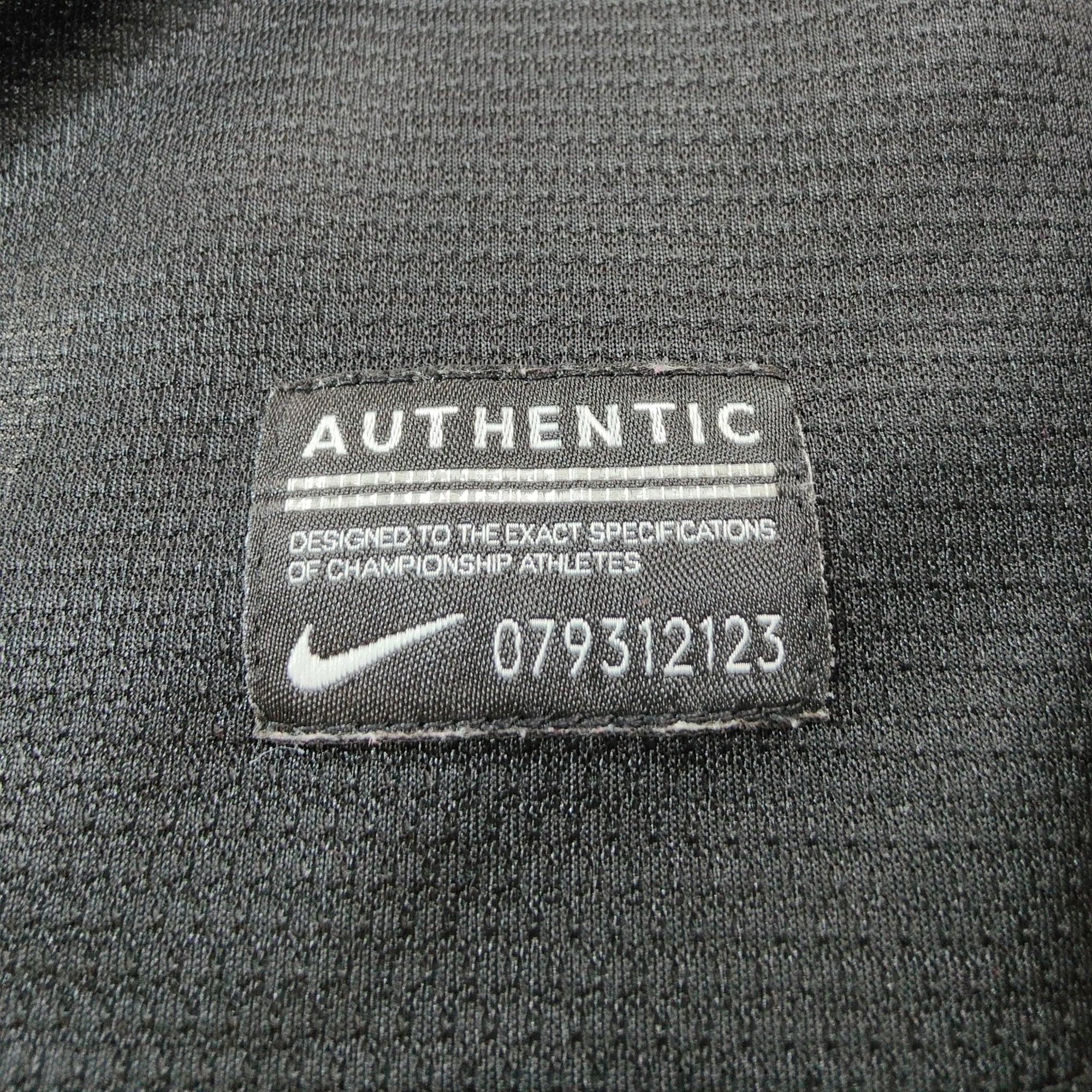 2013 - 14 Manchester City Away Shirt - 9.5/10 - (M) - Eternal Pitch