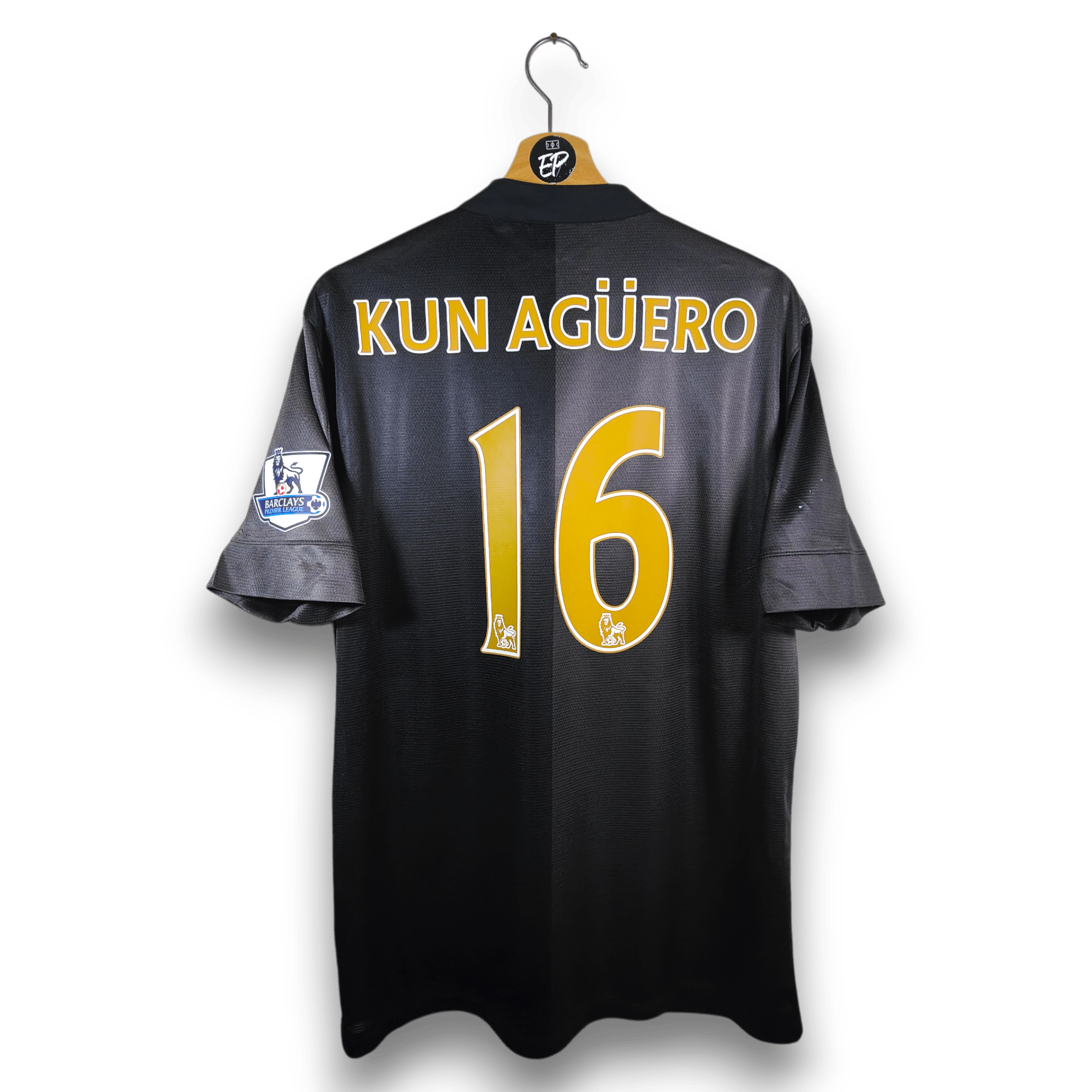 2013 - 14 Manchester City Away Shirt Kun Aguero 16 (L) - Eternal Pitch