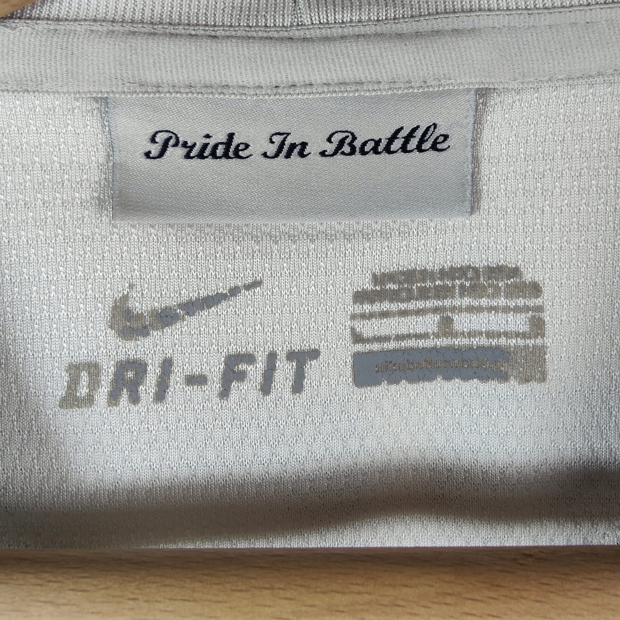 2013 - 14 Manchester City Third Shirt Toure Yaya 42 (L) - Eternal Pitch