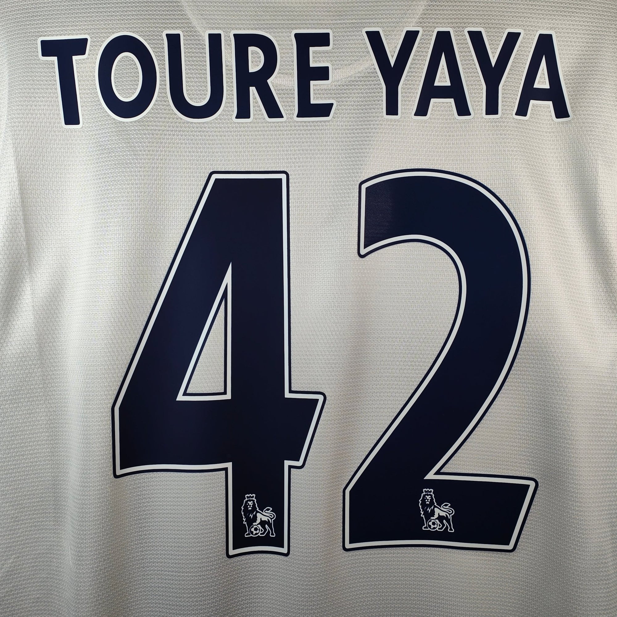 2013 - 14 Manchester City Third Shirt Toure Yaya 42 (L) - Eternal Pitch