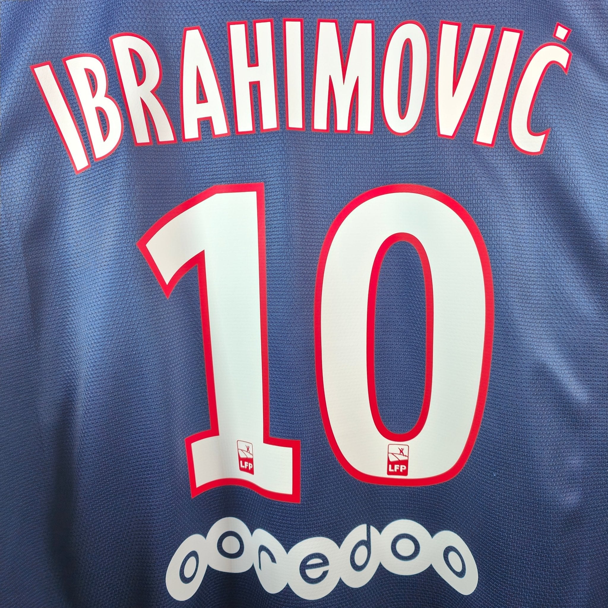 2013-14 PSG Home Shirt Ibrahimovic #10 - 9.5/10 - (L) – Eternal Pitch