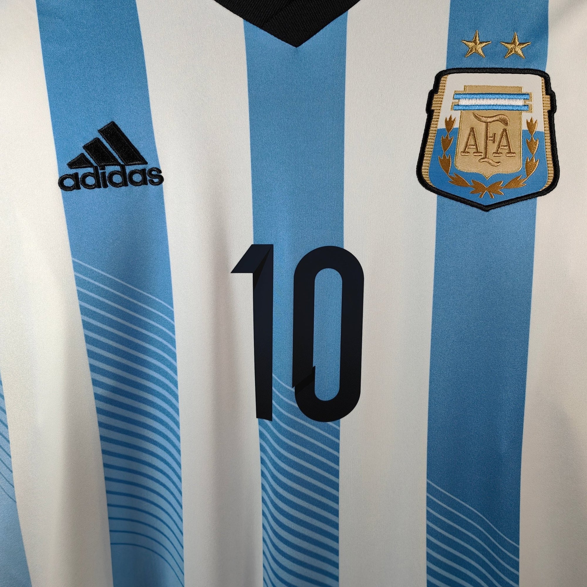 2013 - 15 Argentina Home Shirt Messi 10 - 9/10 - (M) - Eternal Pitch