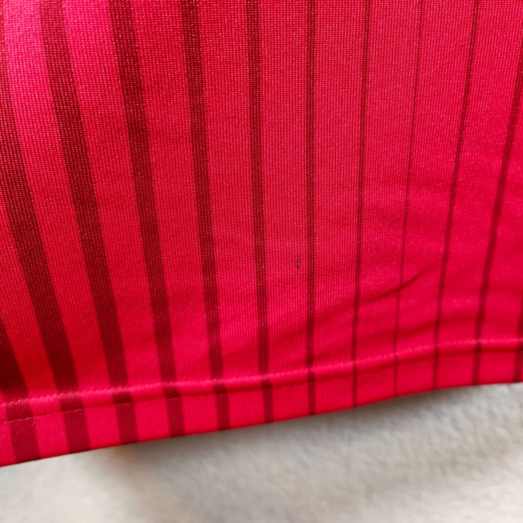 2013 - 15 Spain Home Shirt Iniesta 6 - 8/10 - (XL) - Eternal Pitch