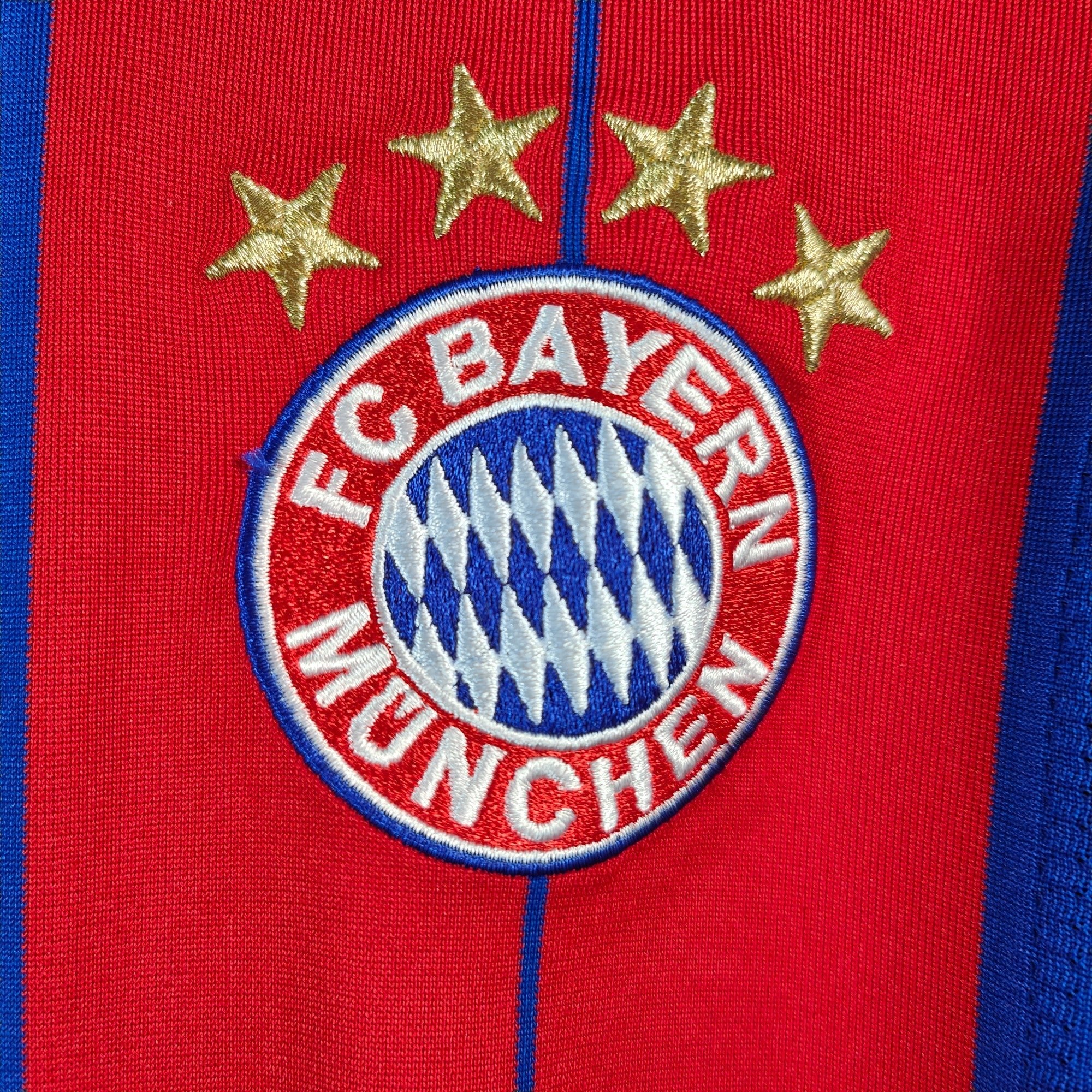 2014 - 15 Bayern Munich Home Shirt (M) - Eternal Pitch