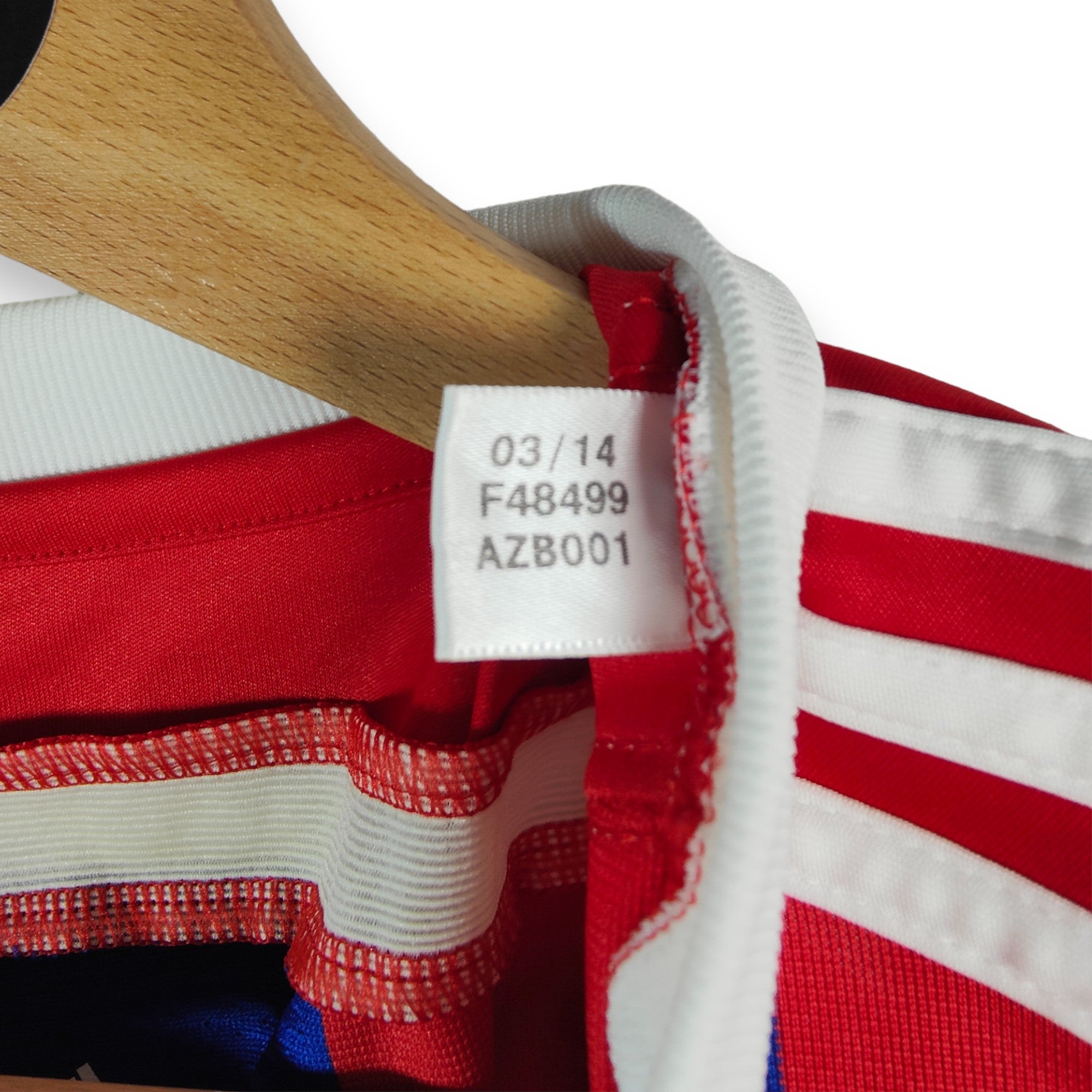 2014 - 15 Bayern Munich Home Shirt (M) - Eternal Pitch