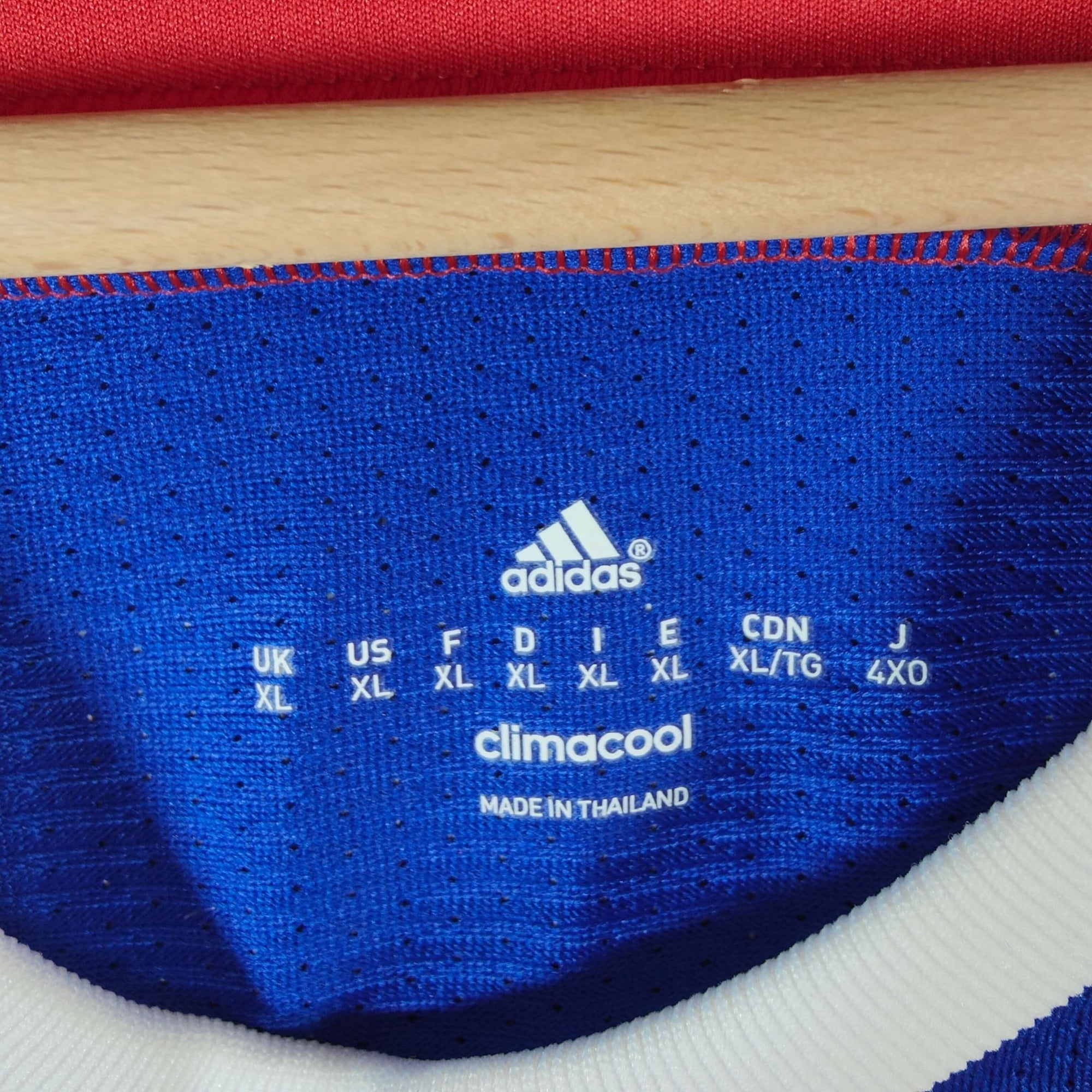 2014 - 15 Bayern Munich Home Shirt Shaqiri 11 - 9.5/10 - (XL) - Eternal Pitch