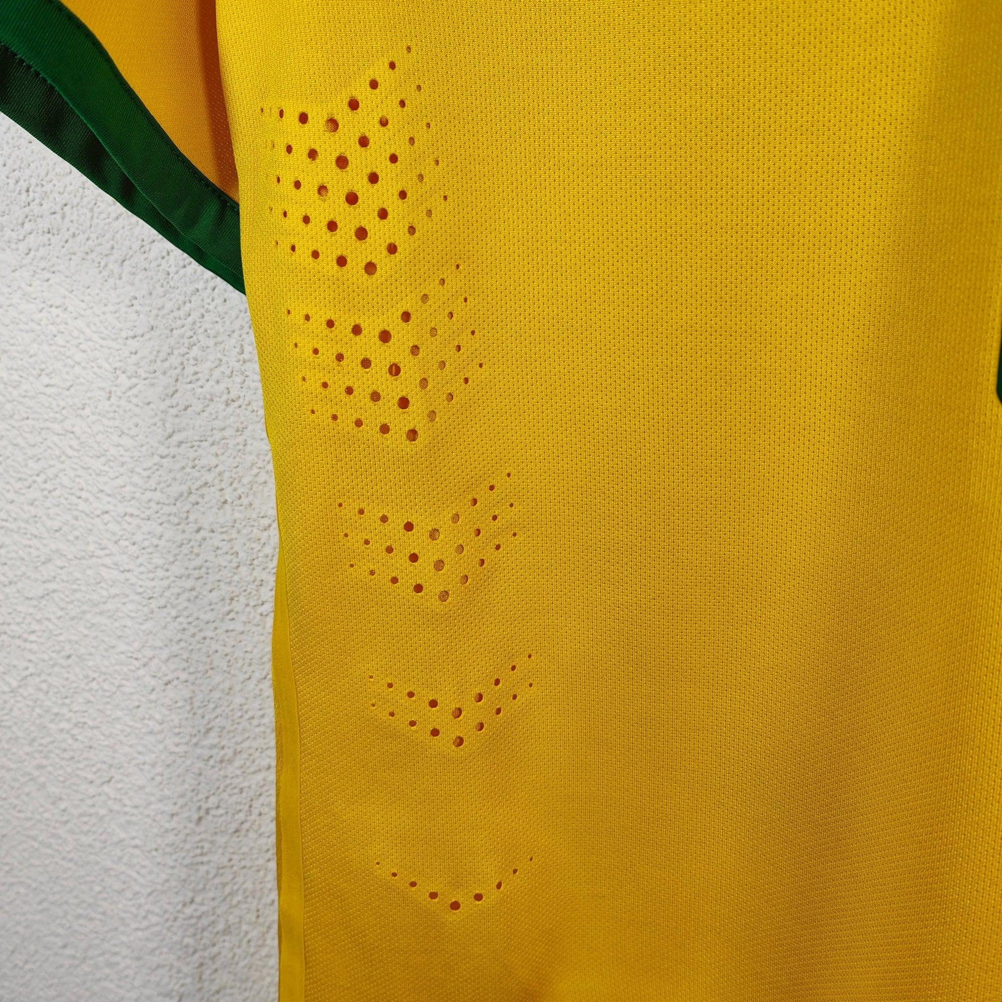 2014 - 15 Brazil Player Version Home Shirt Neymar 10 - 9.5/10 - (M) - Eternal Pitch