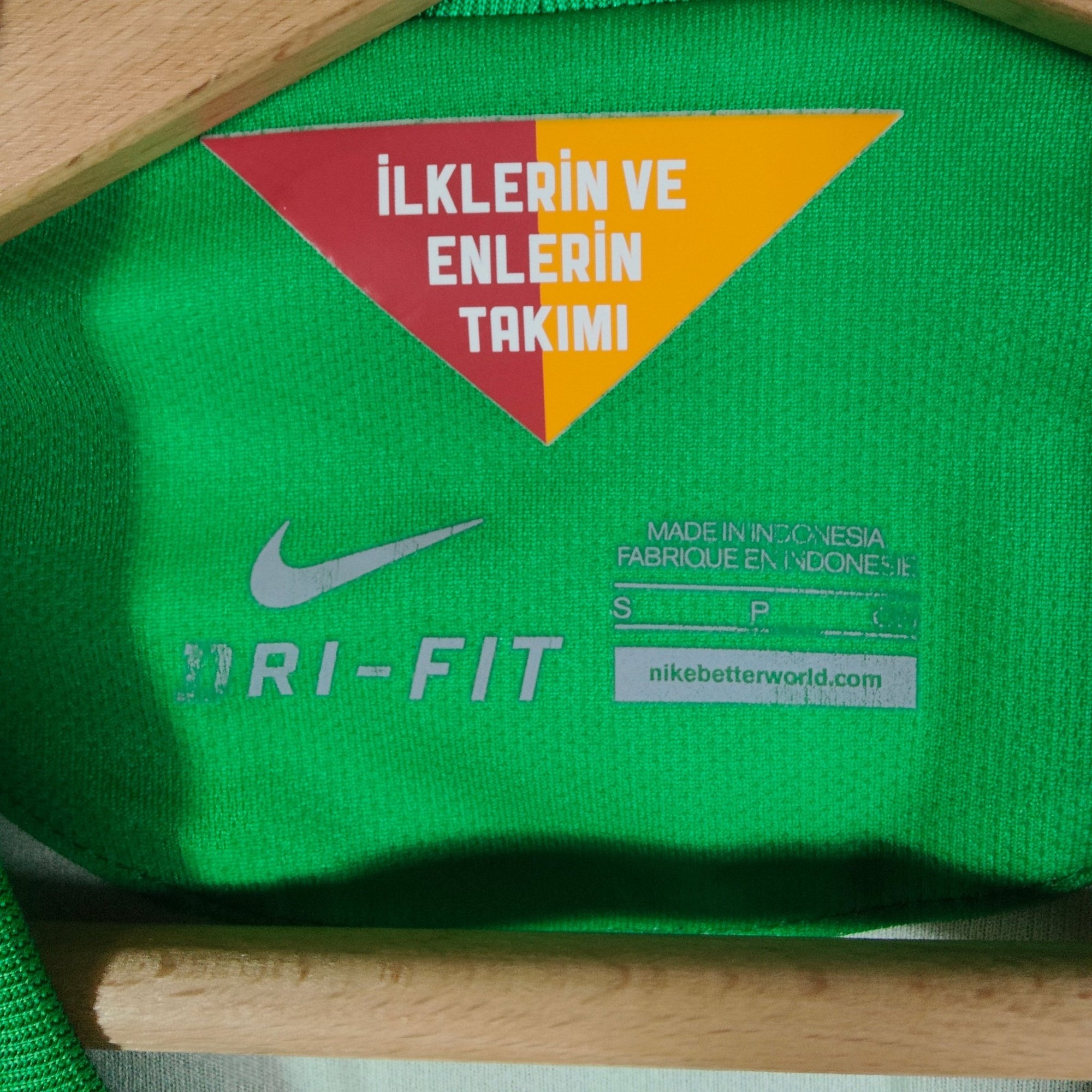2014 - 15 Galatasaray GK Shirt - 7/10 - (S) - Eternal Pitch