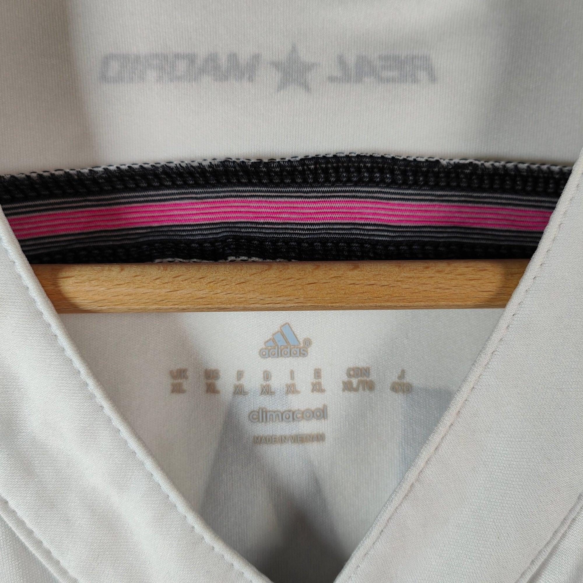 2014 - 15 Real Madrid Home Shirt Ronaldo 7 (XL) - Eternal Pitch