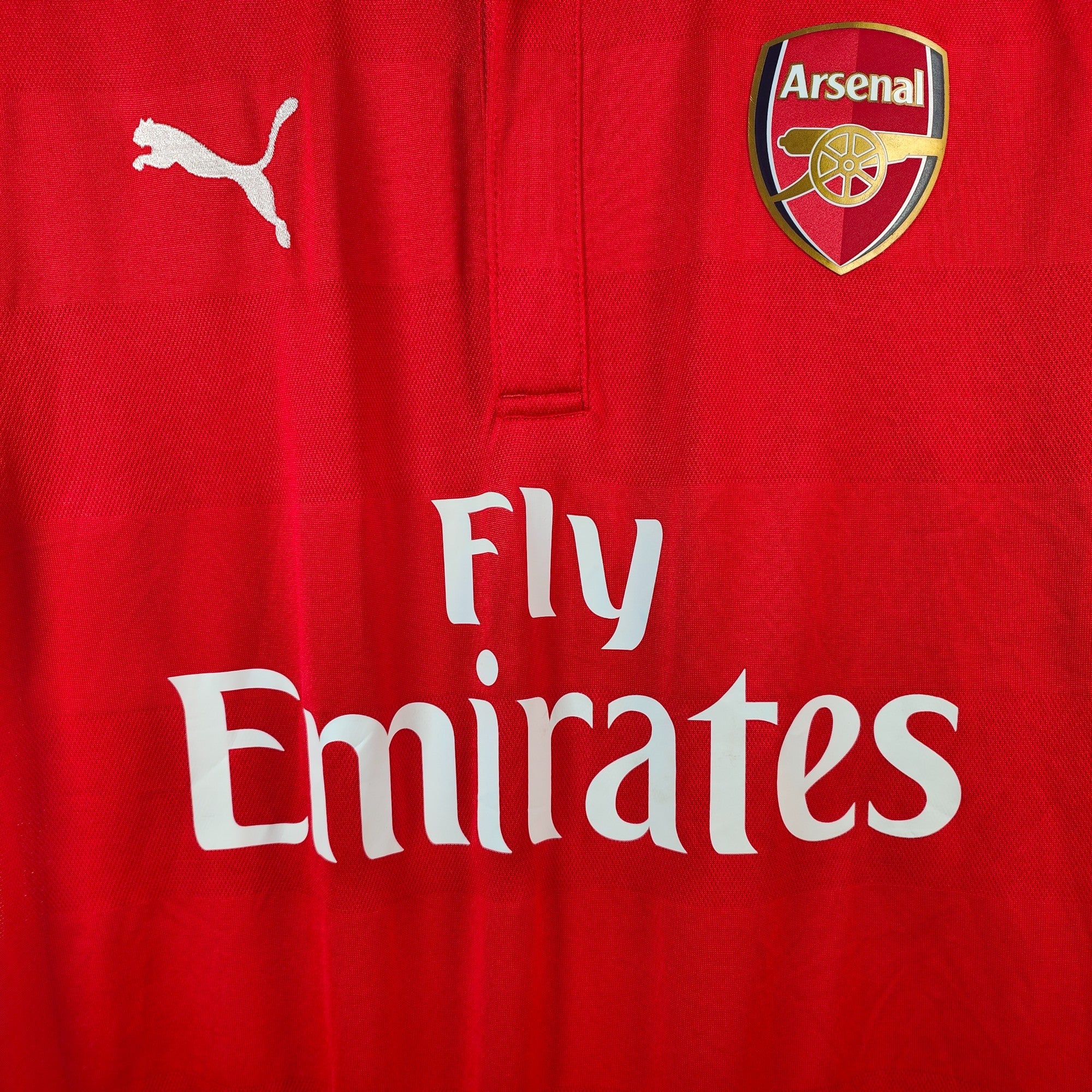 2015 - 16 Arsenal Home Shirt Ozil 11 (M) - Eternal Pitch