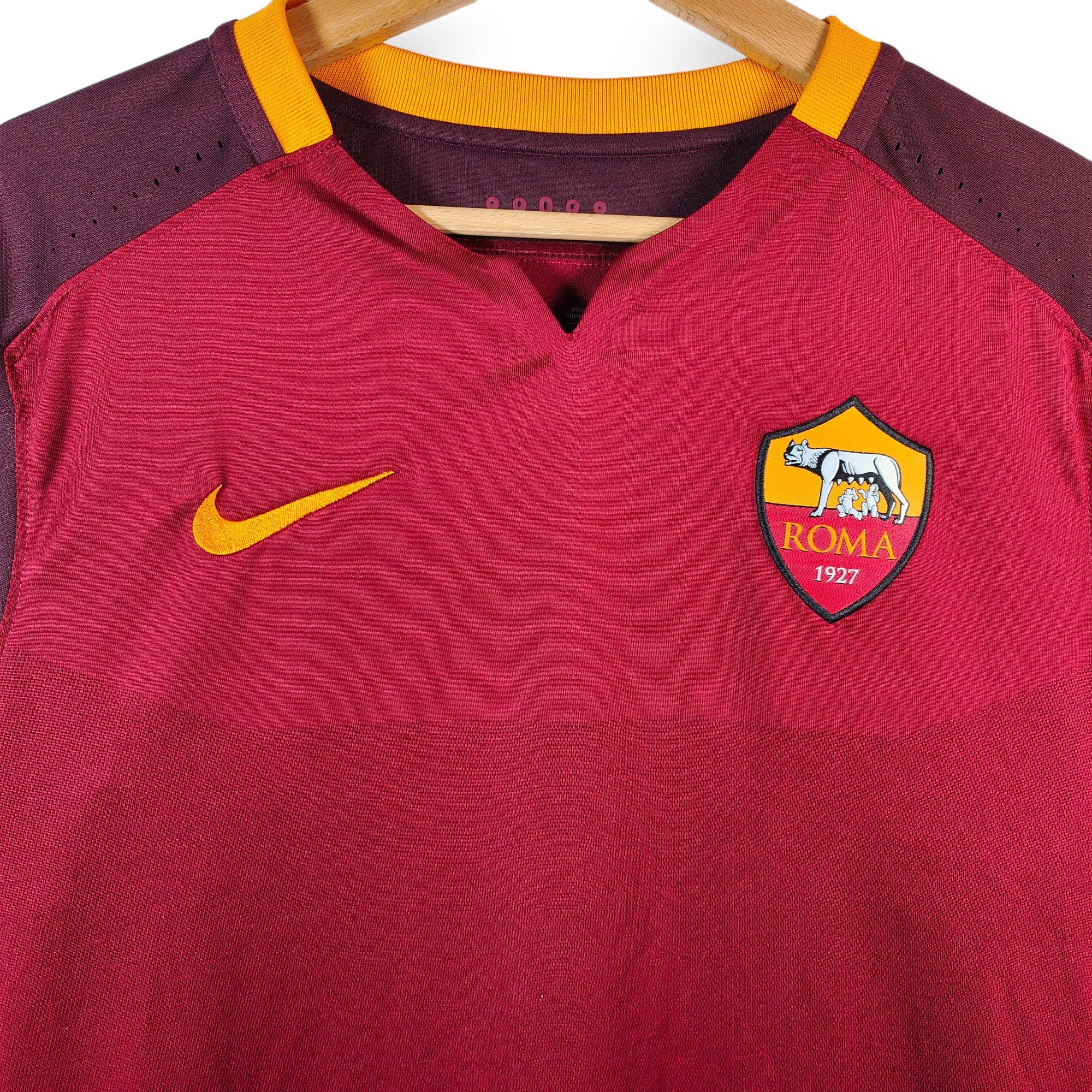 2015 - 16 AS Roma Player Version Home Shirt Totti 10 (L) - Eternal Pitch