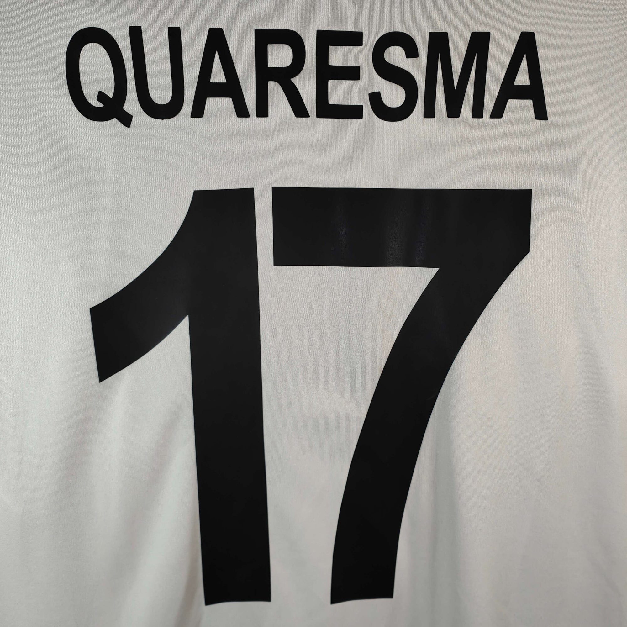 2015 - 16 Besiktas Home Shirt Quaresma 17 - 9.5/10 - (XL) - Eternal Pitch