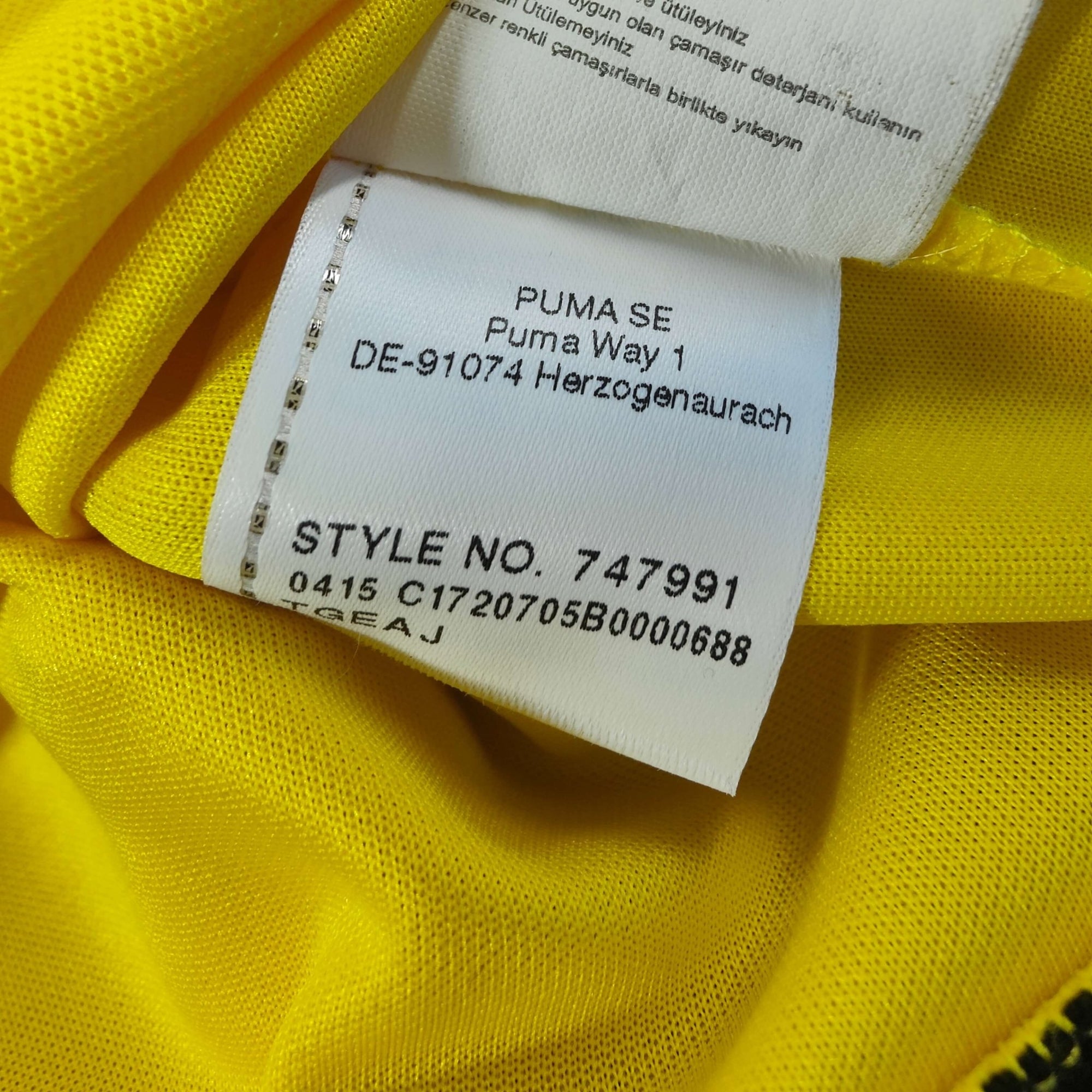 2015 - 16 Dortmund Home Shirt Reus 11 - 9/10 - (M) - Eternal Pitch