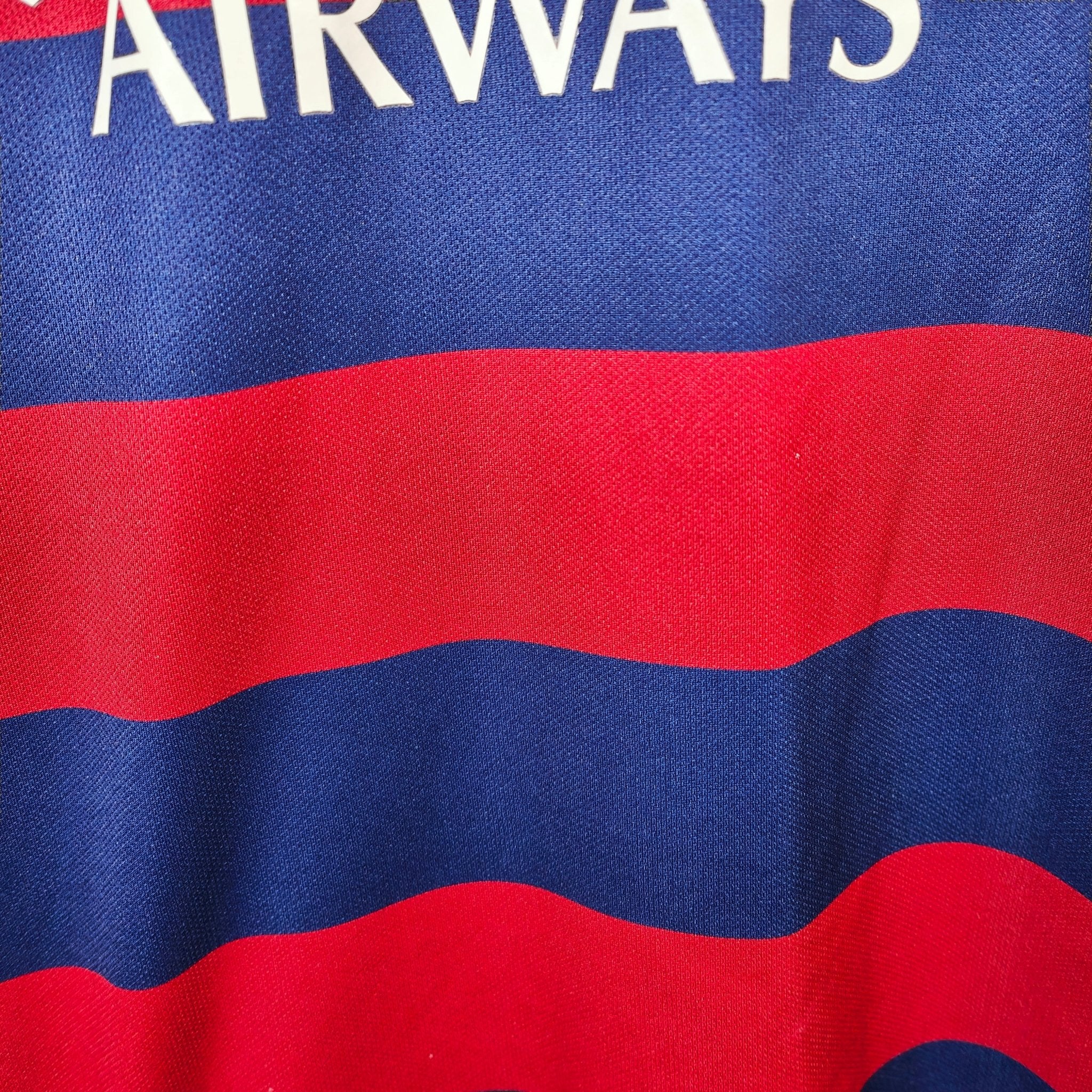 FC Barcelona NEYMAR JR 11番 2015-16 新品未使用 FC Barcelona 2015-16 Away Soccer Jersey NEYMAR JR #11 Nike