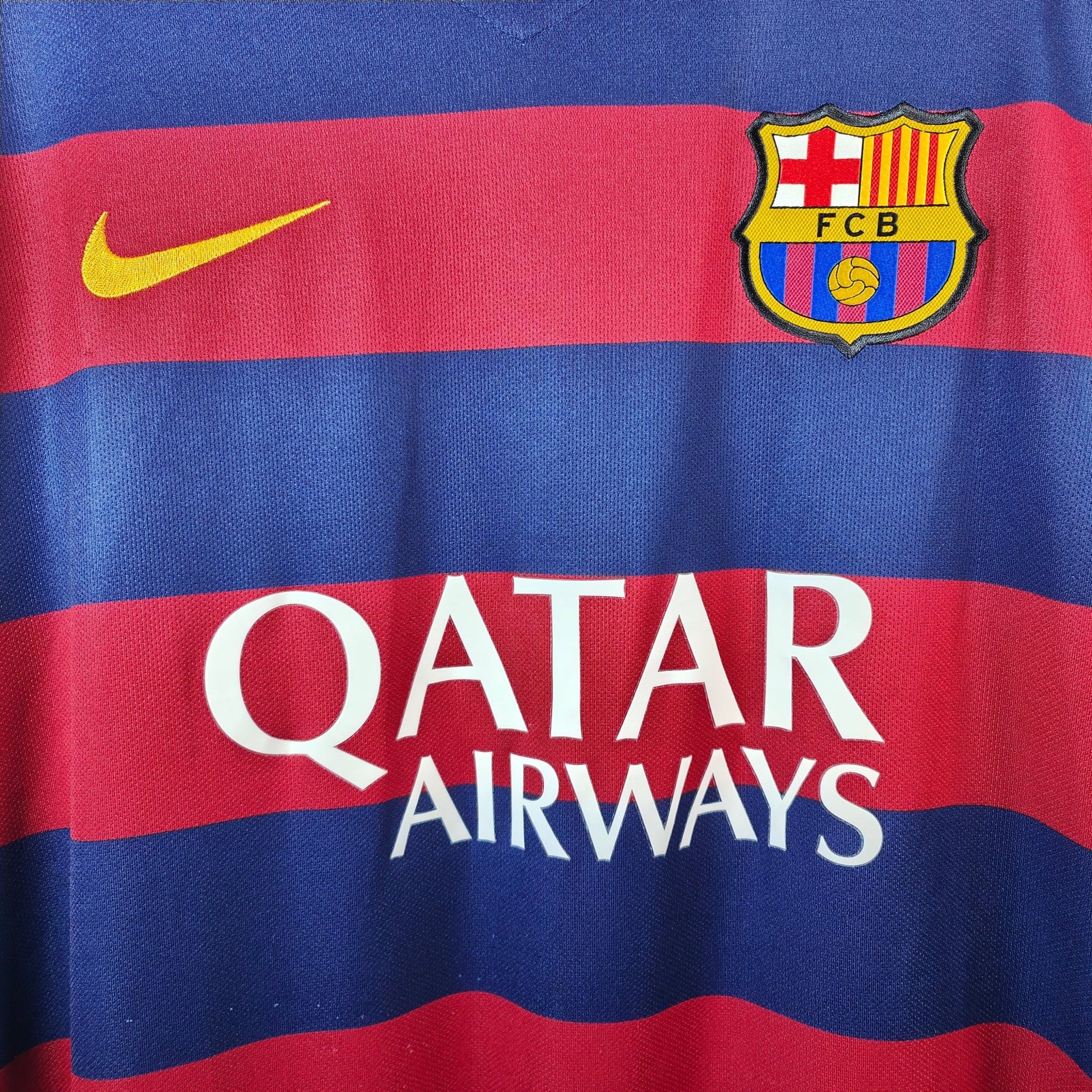 2015 - 16 FC Barcelona Home Shirt Neymar 11 (L) - Eternal Pitch