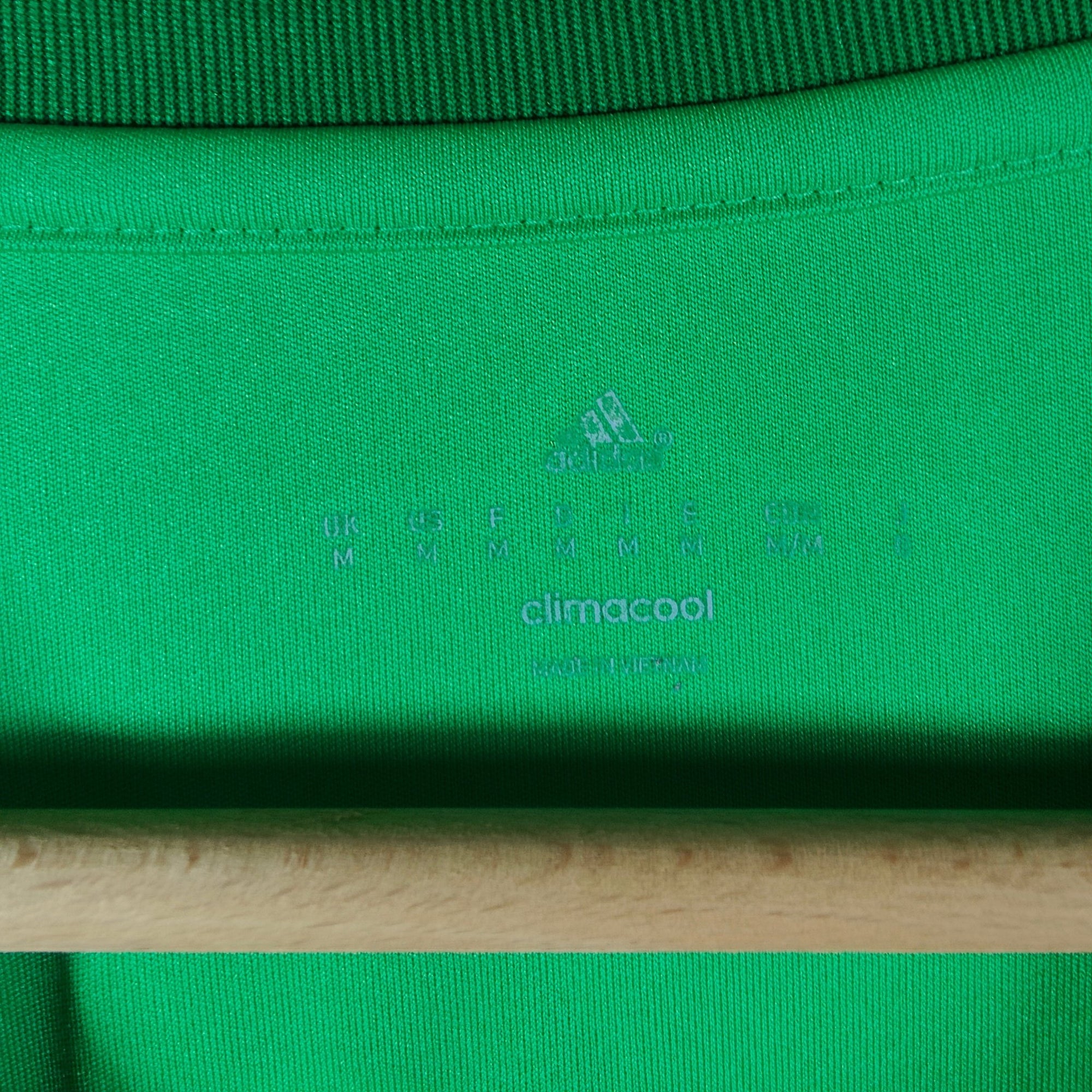 2015 - 16 Manchester United GK Shirt De Gea 1 (M) - Eternal Pitch