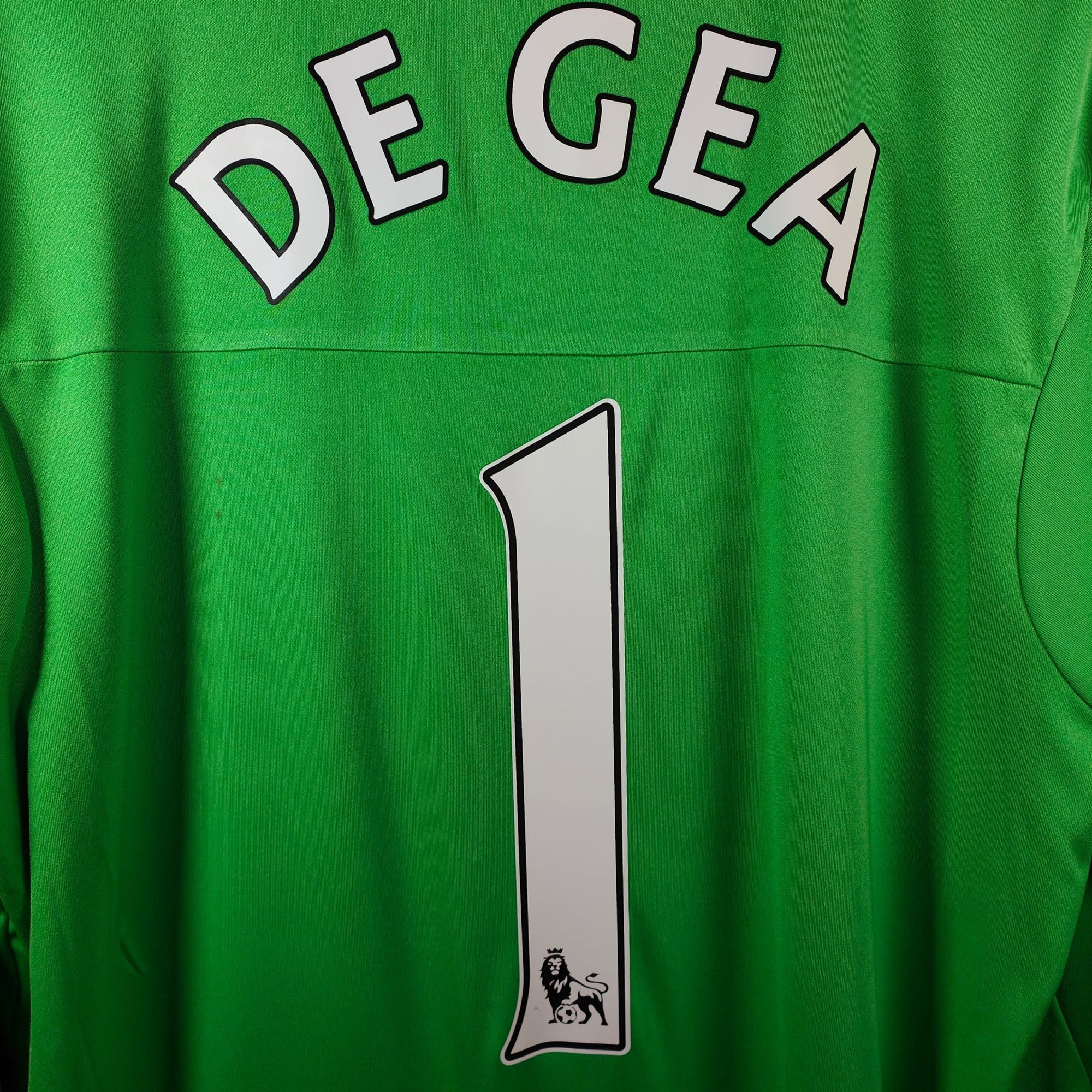 2015 - 16 Manchester United GK Shirt De Gea 1 (M) - Eternal Pitch