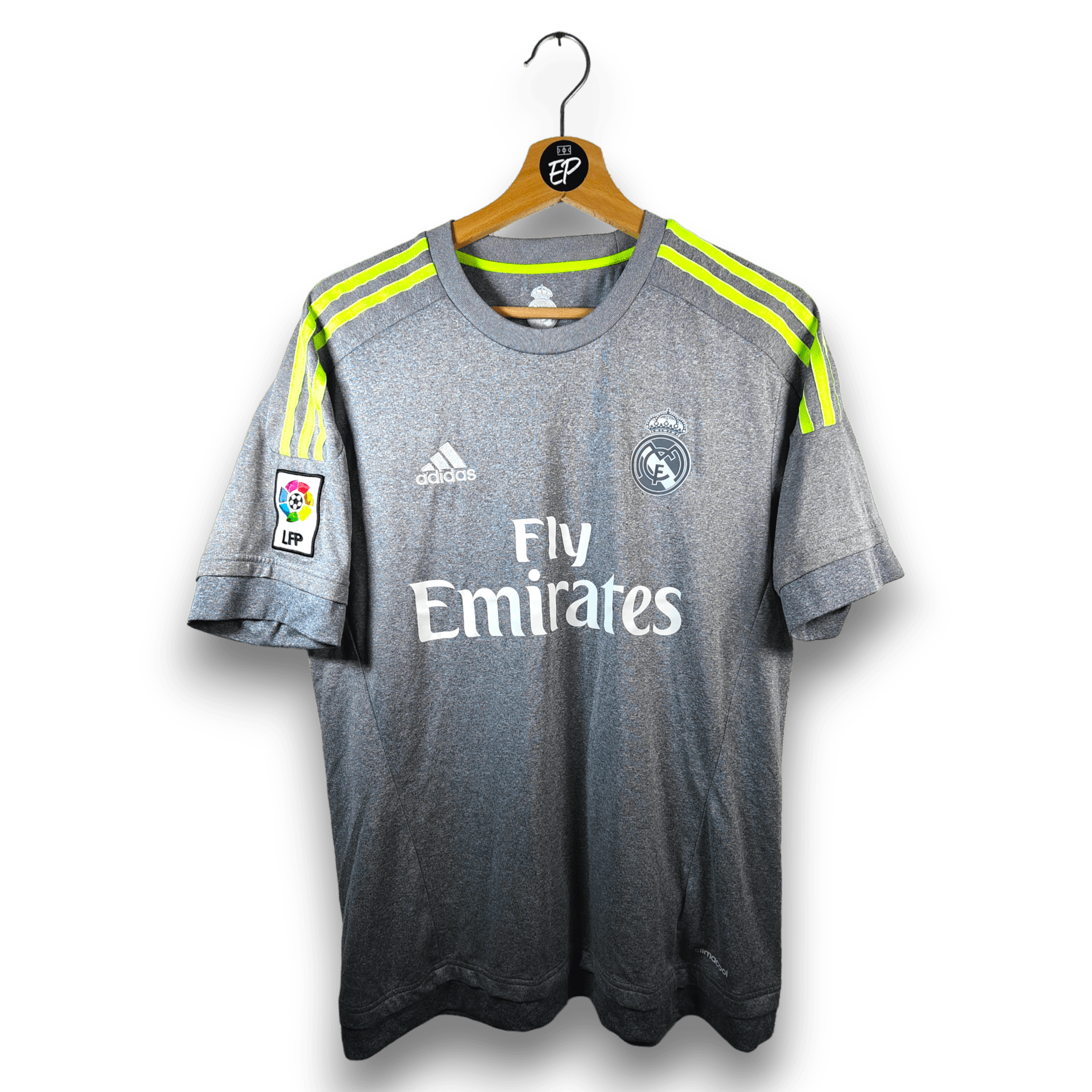 2015 - 16 Real Madrid Away Shirt Ronaldo 7 (M) - Eternal Pitch