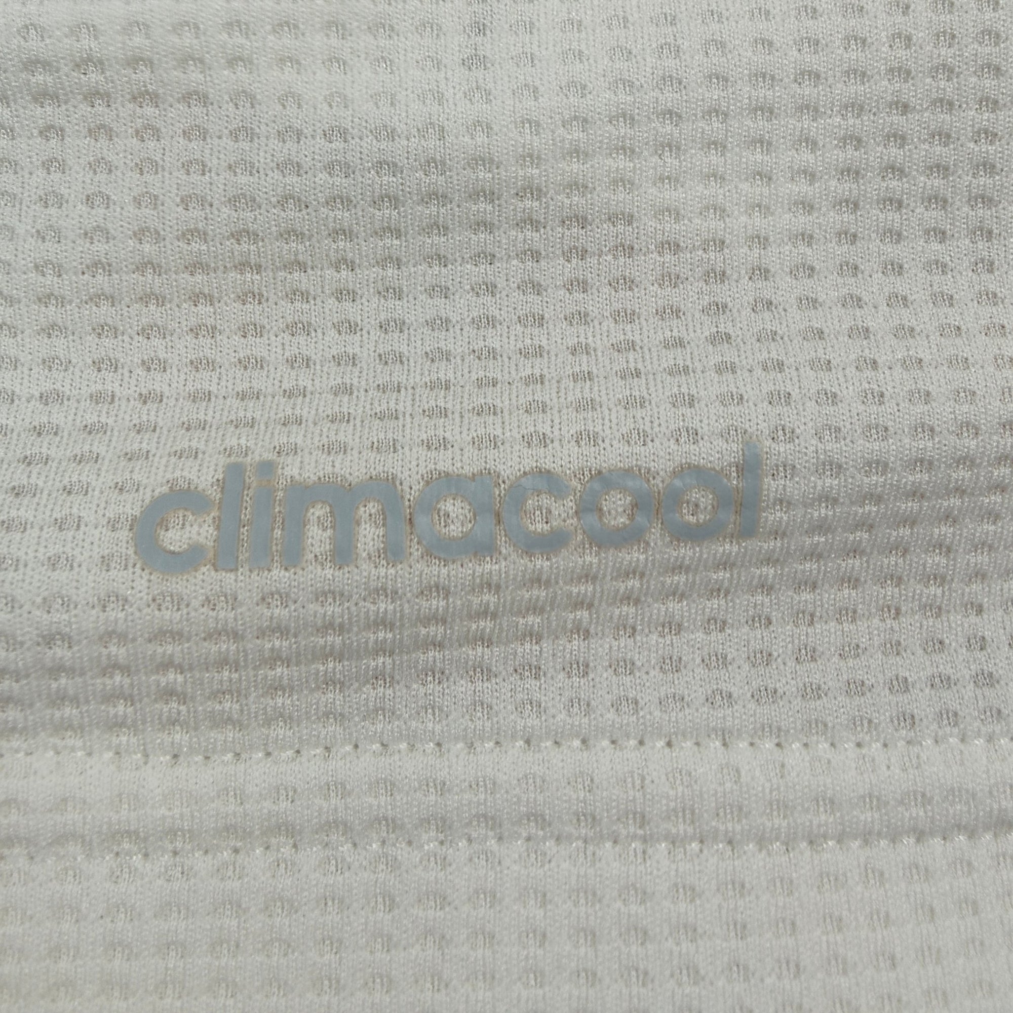 2015 - 16 Real Madrid Home Shirt Benzema 9 - 8/10 - (M) - Eternal Pitch