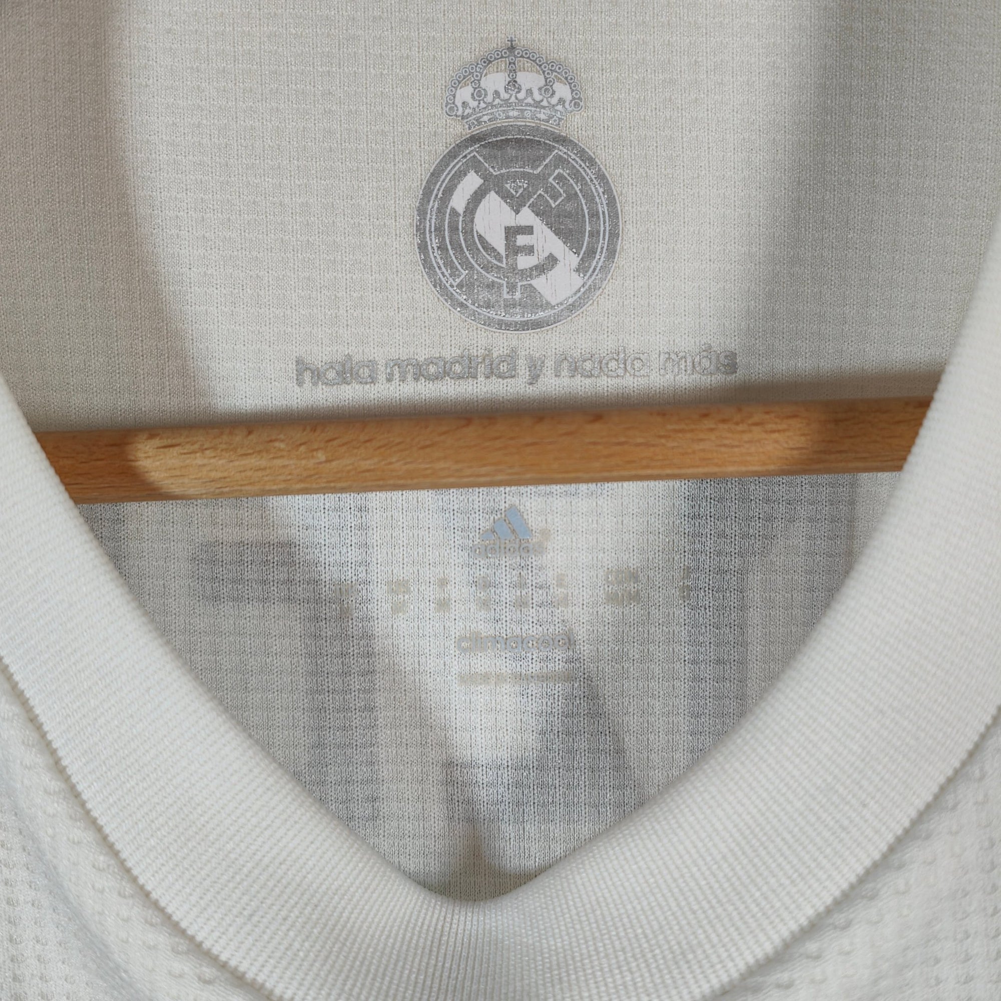 2015 - 16 Real Madrid Home Shirt Benzema 9 - 8/10 - (M) - Eternal Pitch