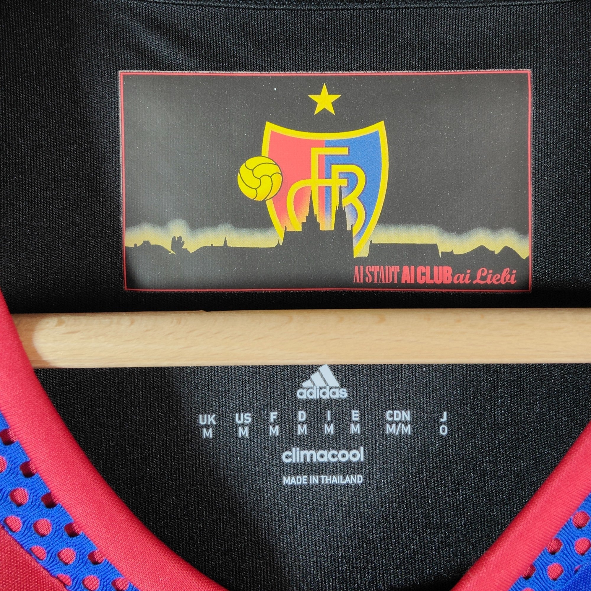 2015 - 17 FC Basel Home Shirt (M) - Eternal Pitch